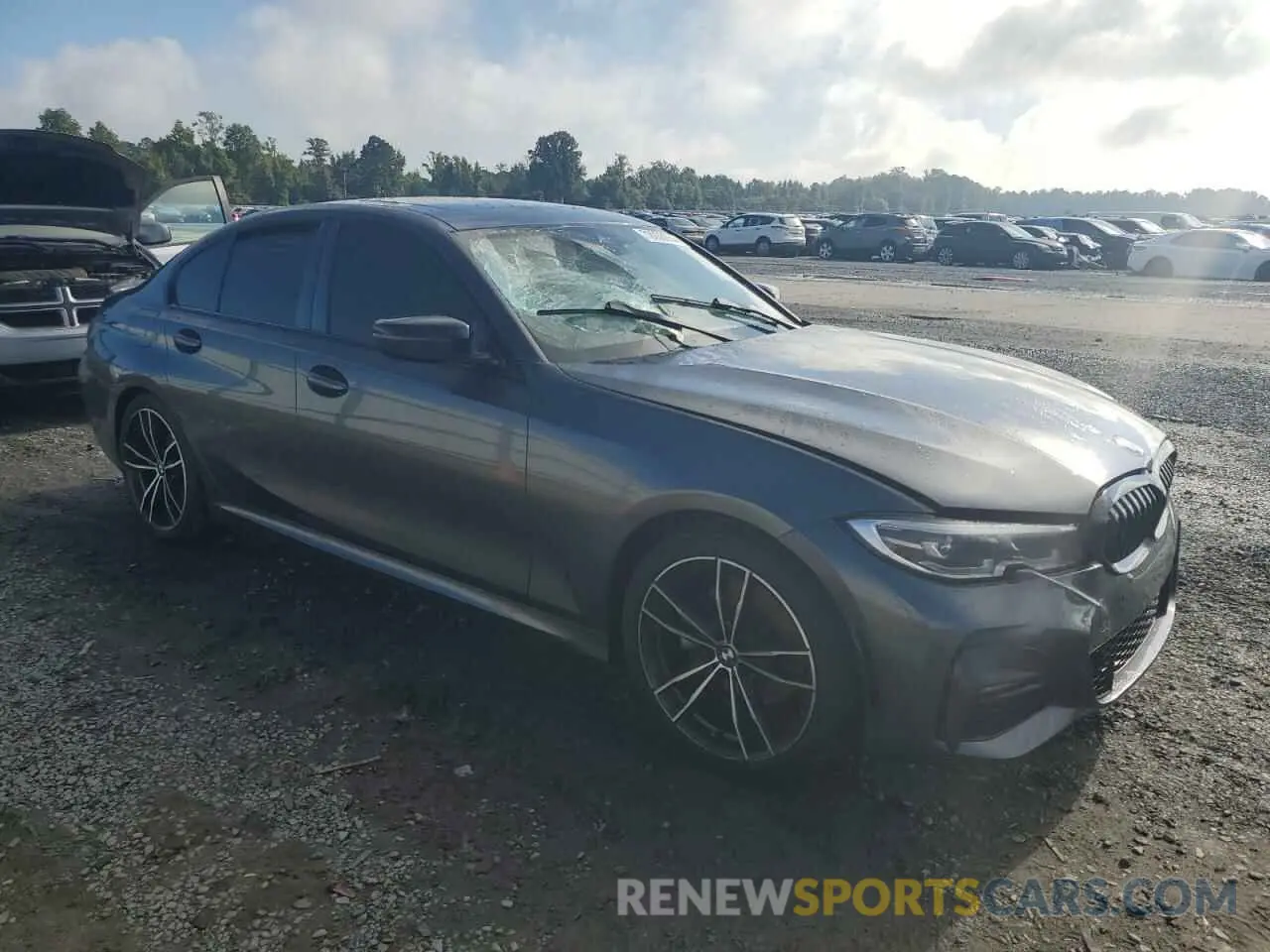 4 Photograph of a damaged car 3MW5R7J09M8B96404 BMW 3 SERIES 2021