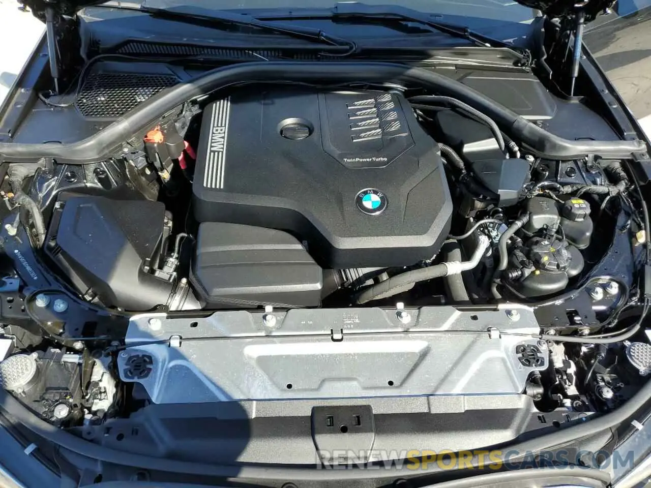 11 Photograph of a damaged car 3MW5R7J0XM8B93303 BMW 3 SERIES 2021