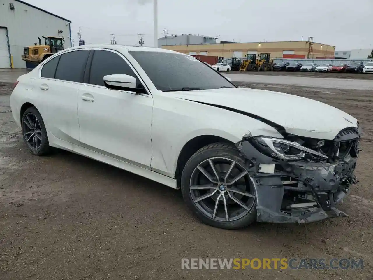 4 Photograph of a damaged car 3MW5R7J0XM8C04039 BMW 3 SERIES 2021