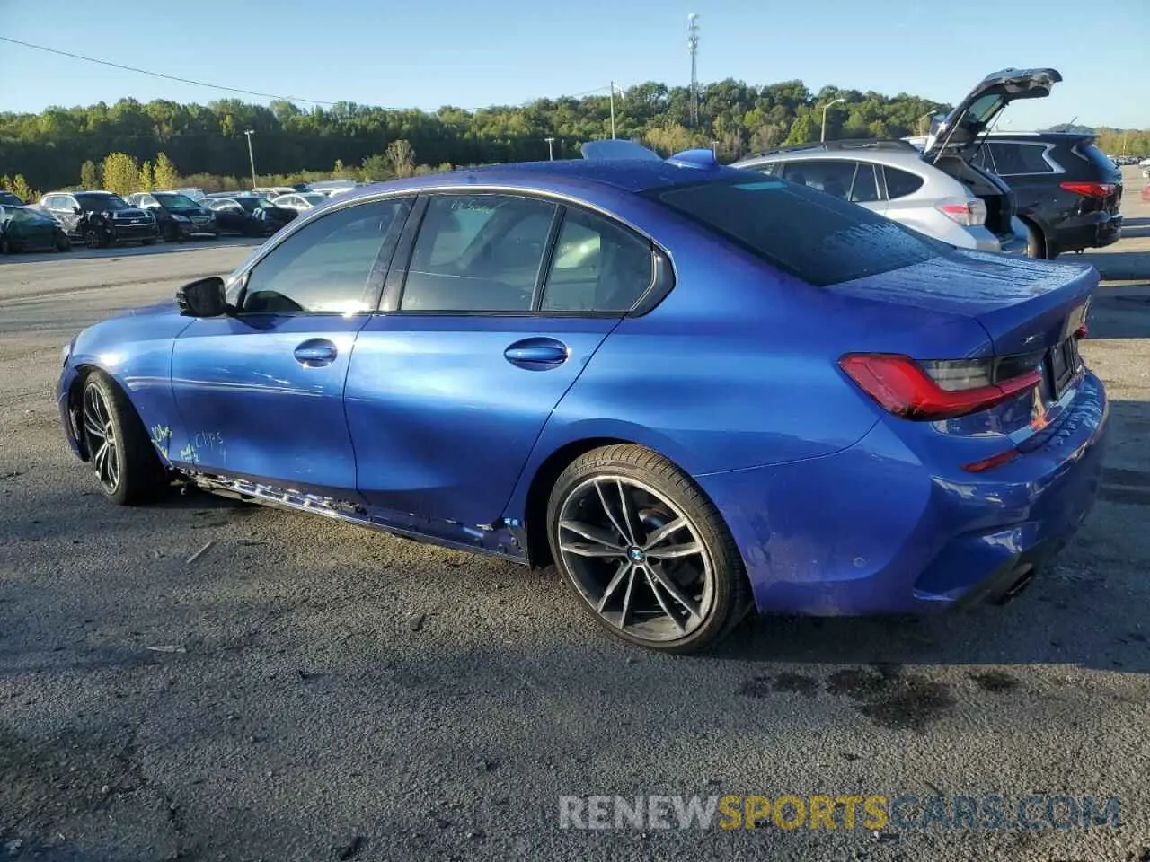 2 Photograph of a damaged car 3MW5R7J0XM8C14425 BMW 3 SERIES 2021