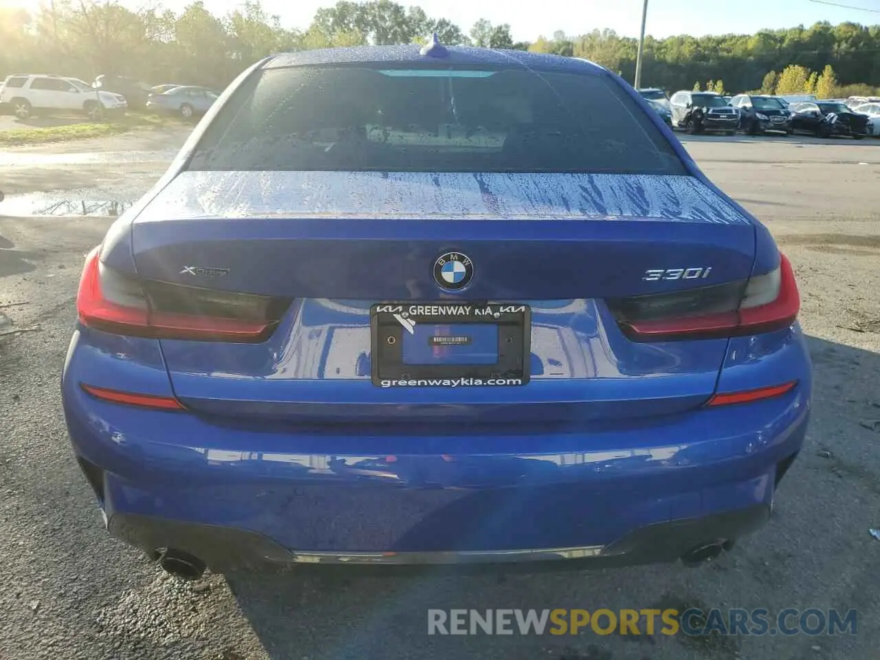 6 Photograph of a damaged car 3MW5R7J0XM8C14425 BMW 3 SERIES 2021