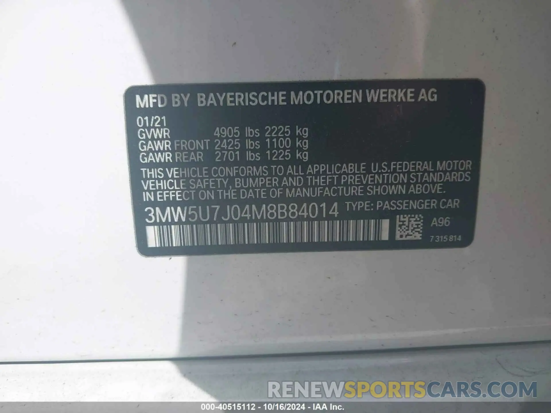 9 Photograph of a damaged car 3MW5U7J04M8B84014 BMW 3 SERIES 2021