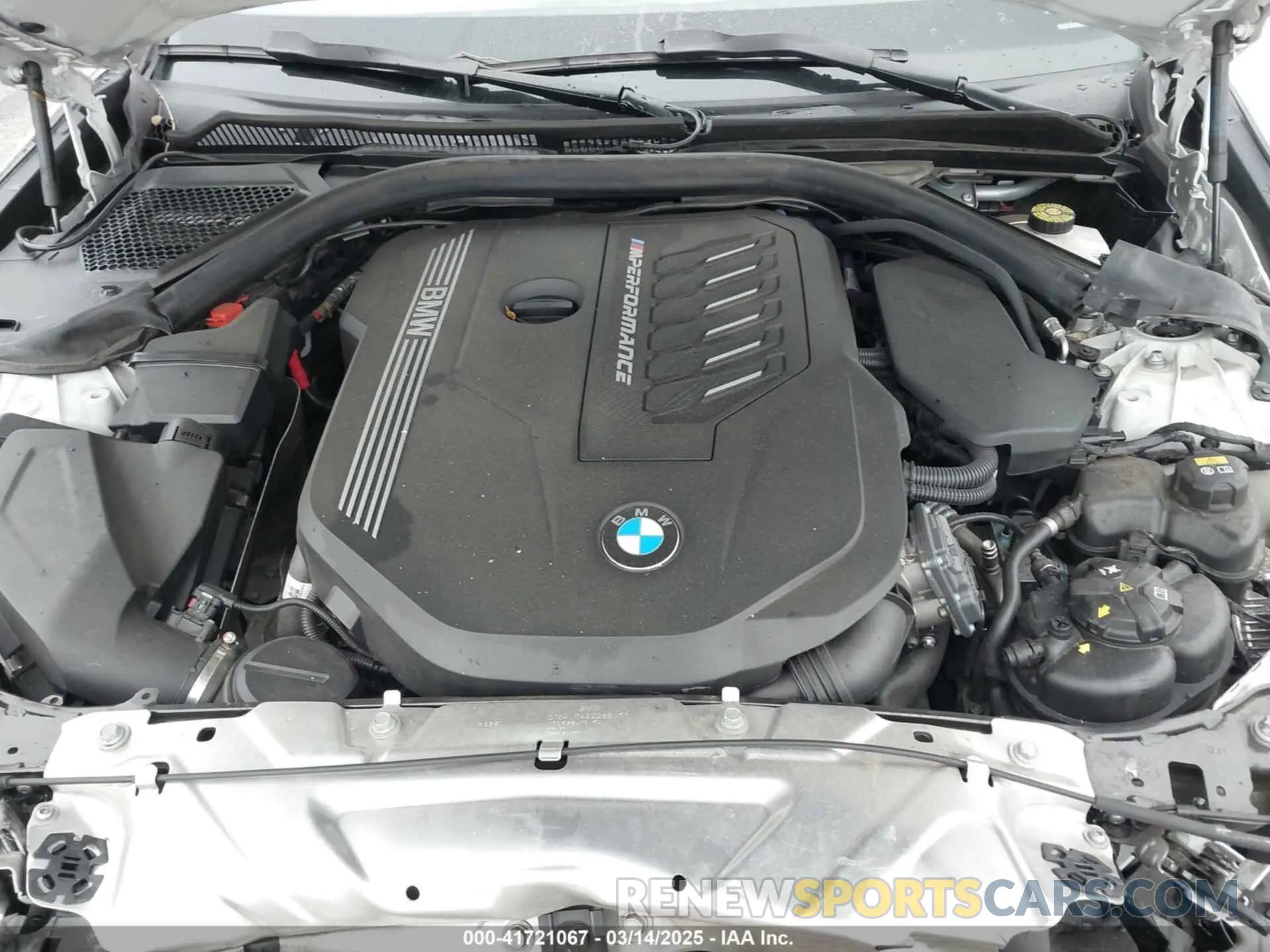 10 Photograph of a damaged car 3MW5U7J05M8B70283 BMW 3 SERIES 2021