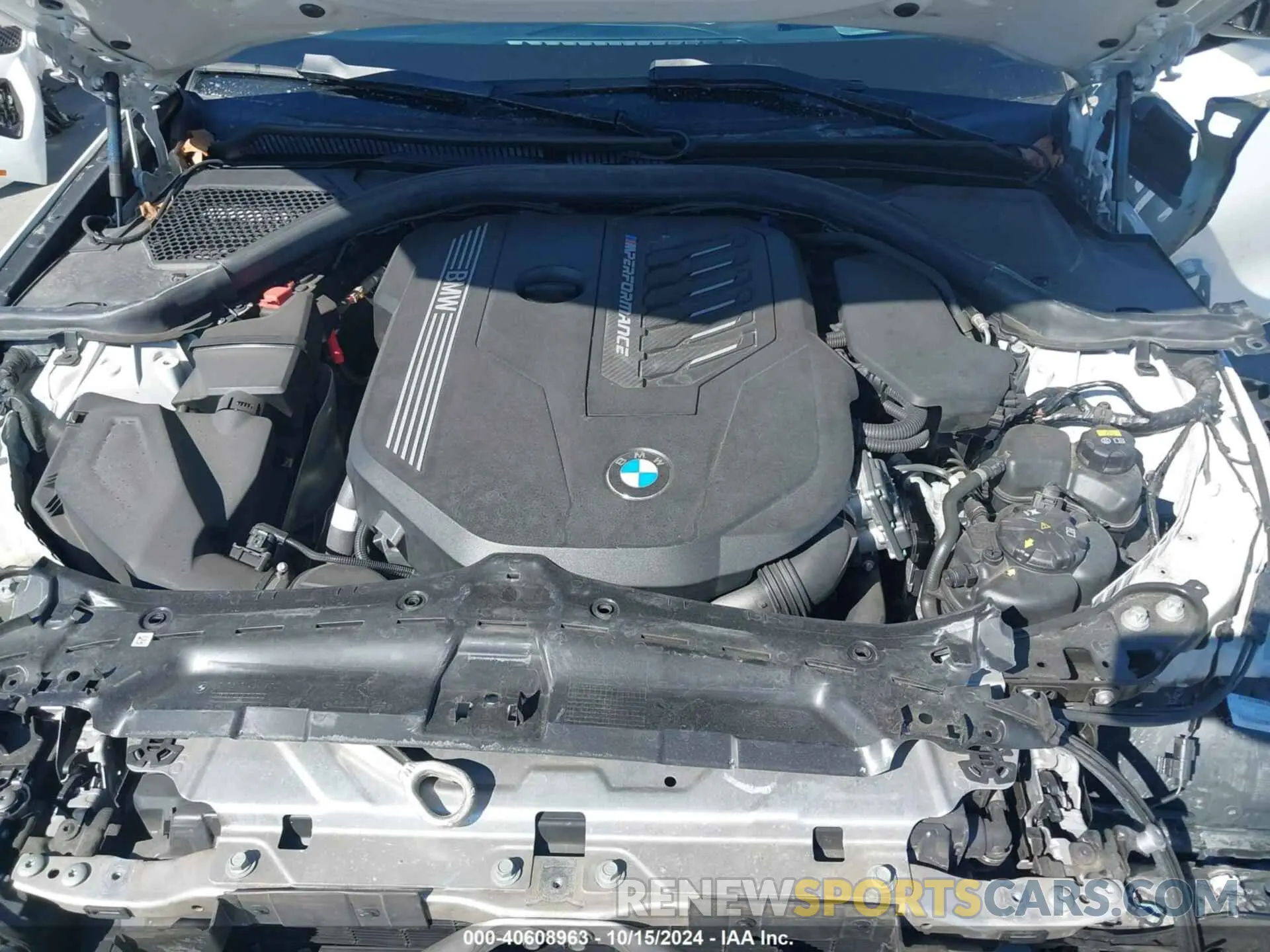10 Photograph of a damaged car 3MW5U7J09M8B56015 BMW 3 SERIES 2021
