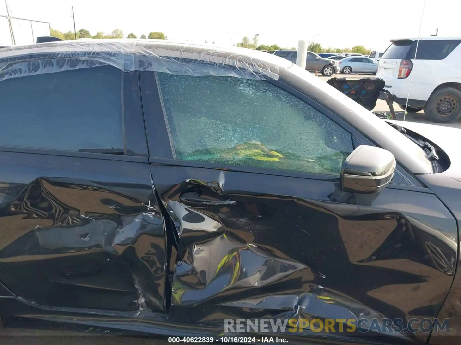 13 Photograph of a damaged car 3MW5U9J00M8B96530 BMW 3 SERIES 2021