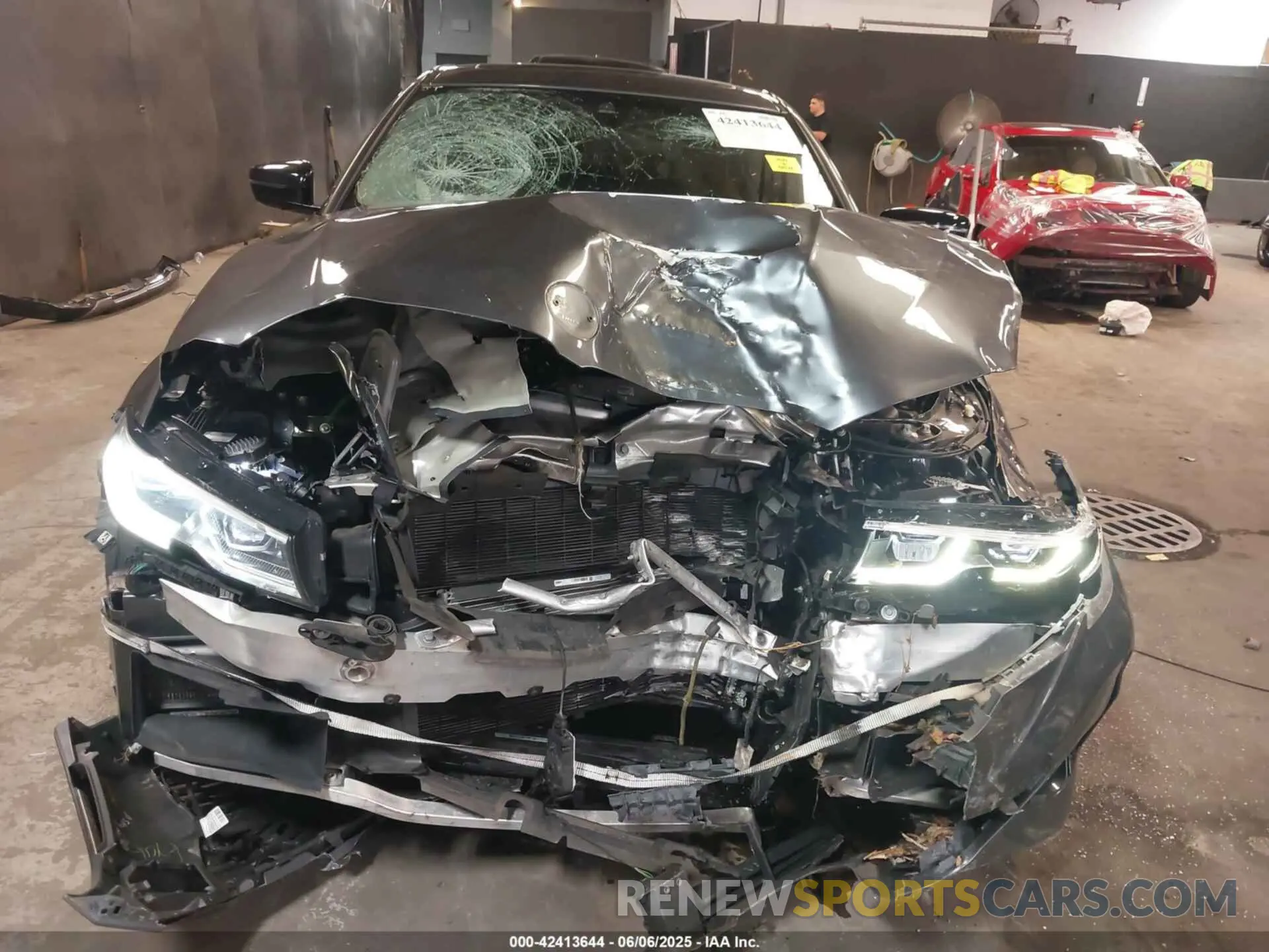 6 Photograph of a damaged car 3MW5U9J01M8B89974 BMW 3 SERIES 2021