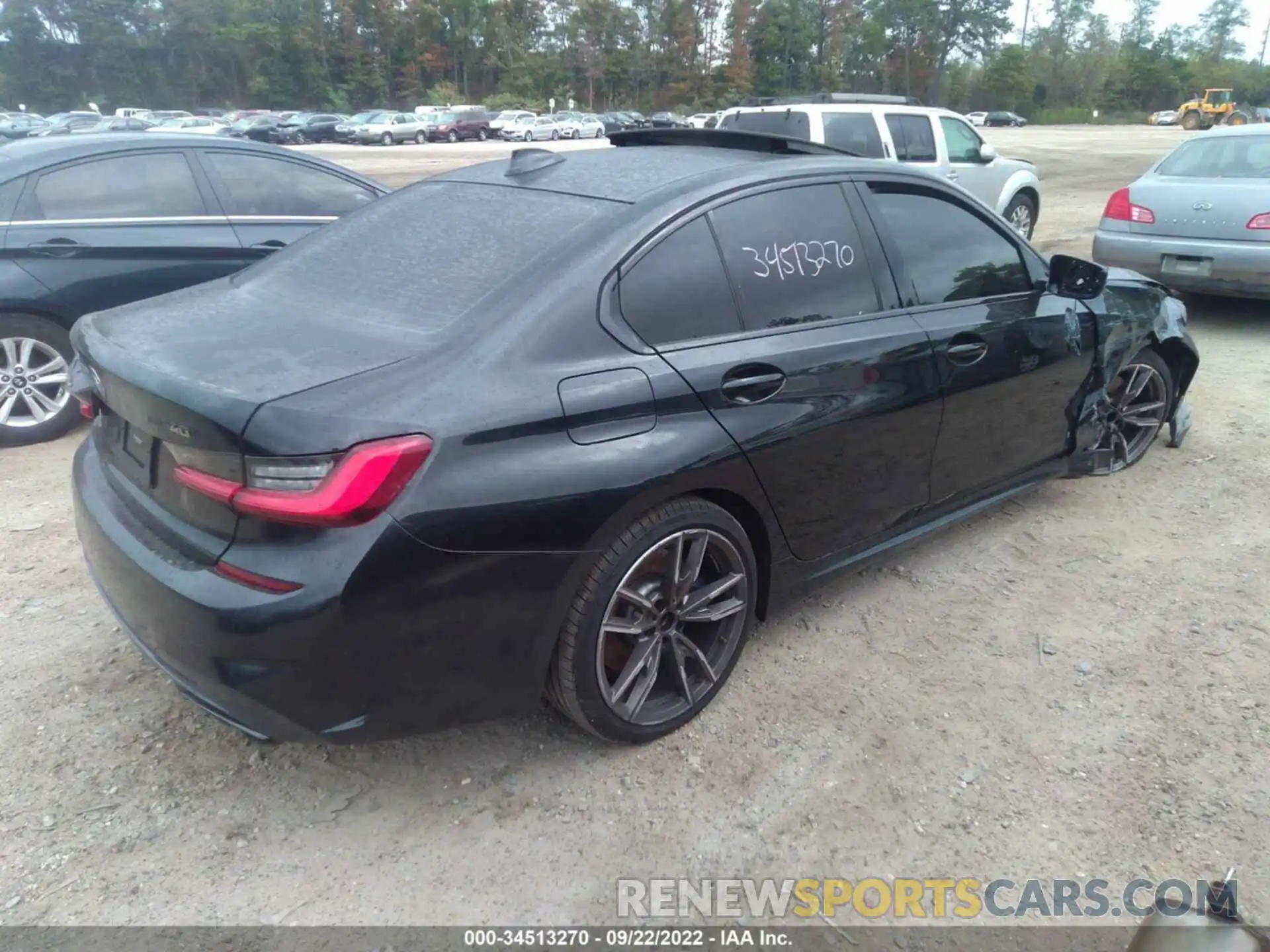 4 Photograph of a damaged car 3MW5U9J03M8B51632 BMW 3 SERIES 2021