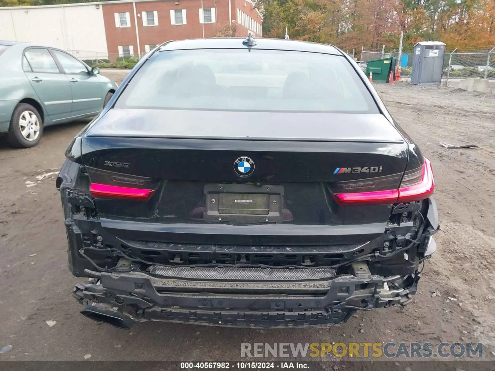 17 Photograph of a damaged car 3MW5U9J05M8B57447 BMW 3 SERIES 2021