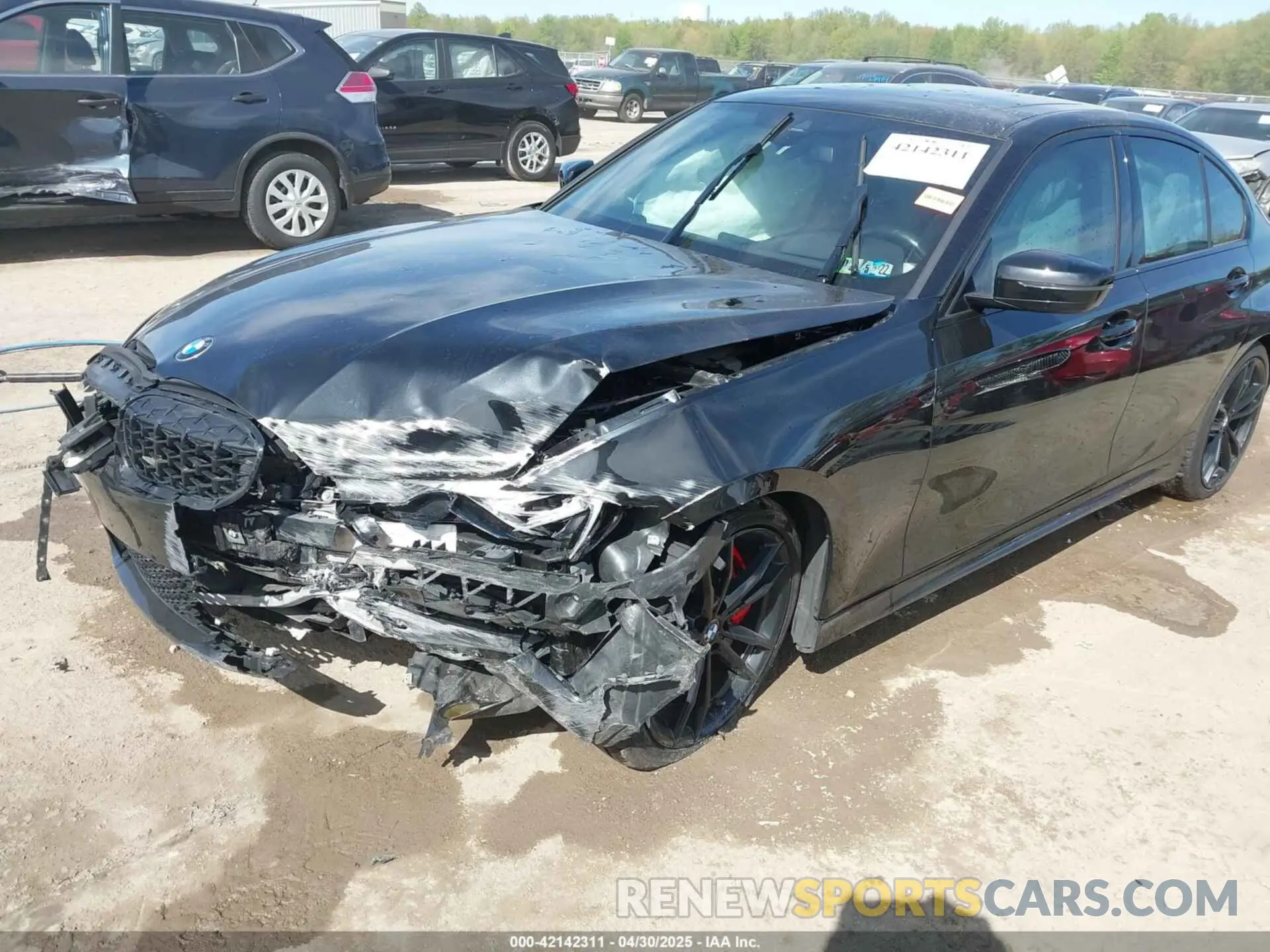 2 Photograph of a damaged car 3MW5U9J06M8C00189 BMW 3 SERIES 2021