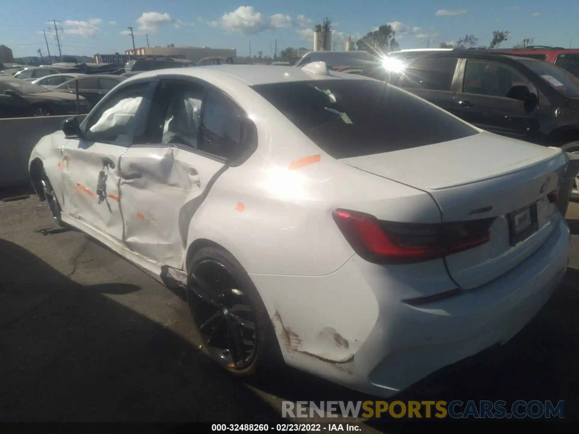 3 Photograph of a damaged car 3MW5U9J07M8B86349 BMW 3 SERIES 2021