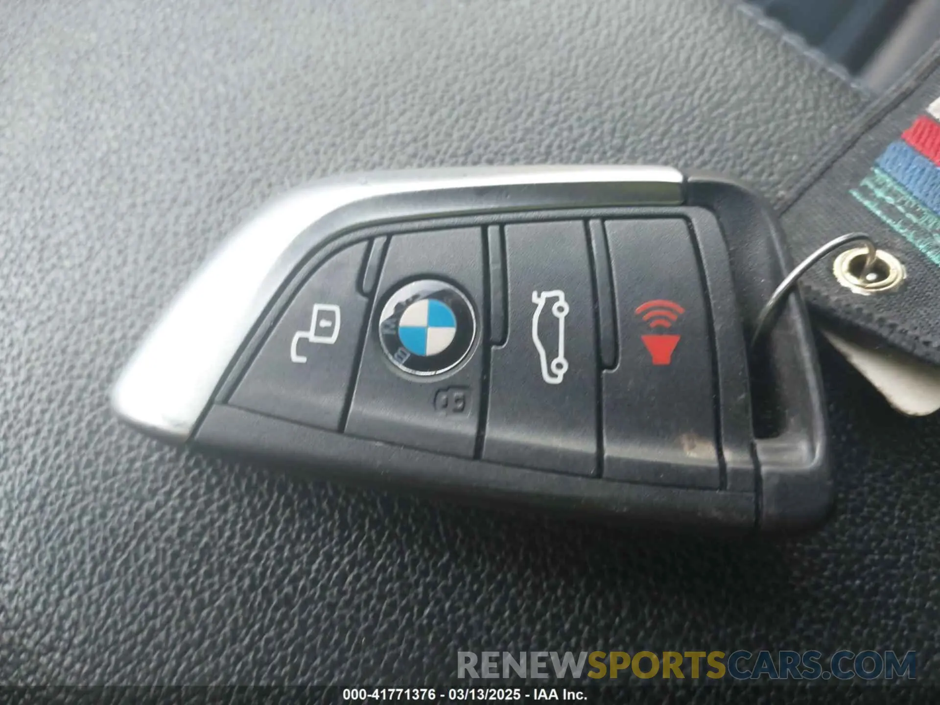 11 Photograph of a damaged car 3MW5U9J08M8B91253 BMW 3 SERIES 2021
