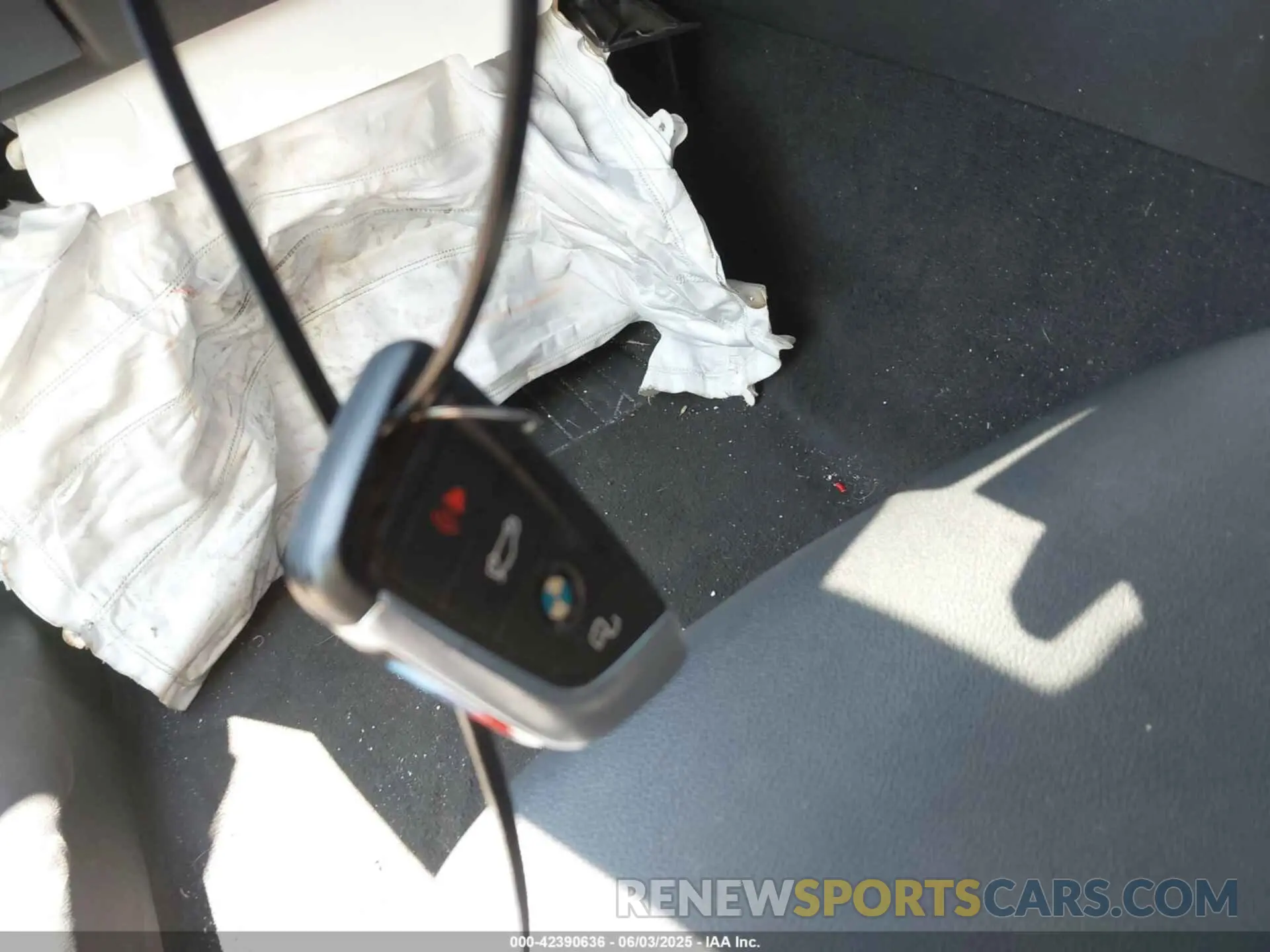 11 Photograph of a damaged car 3MW5U9J09M8B72761 BMW 3 SERIES 2021