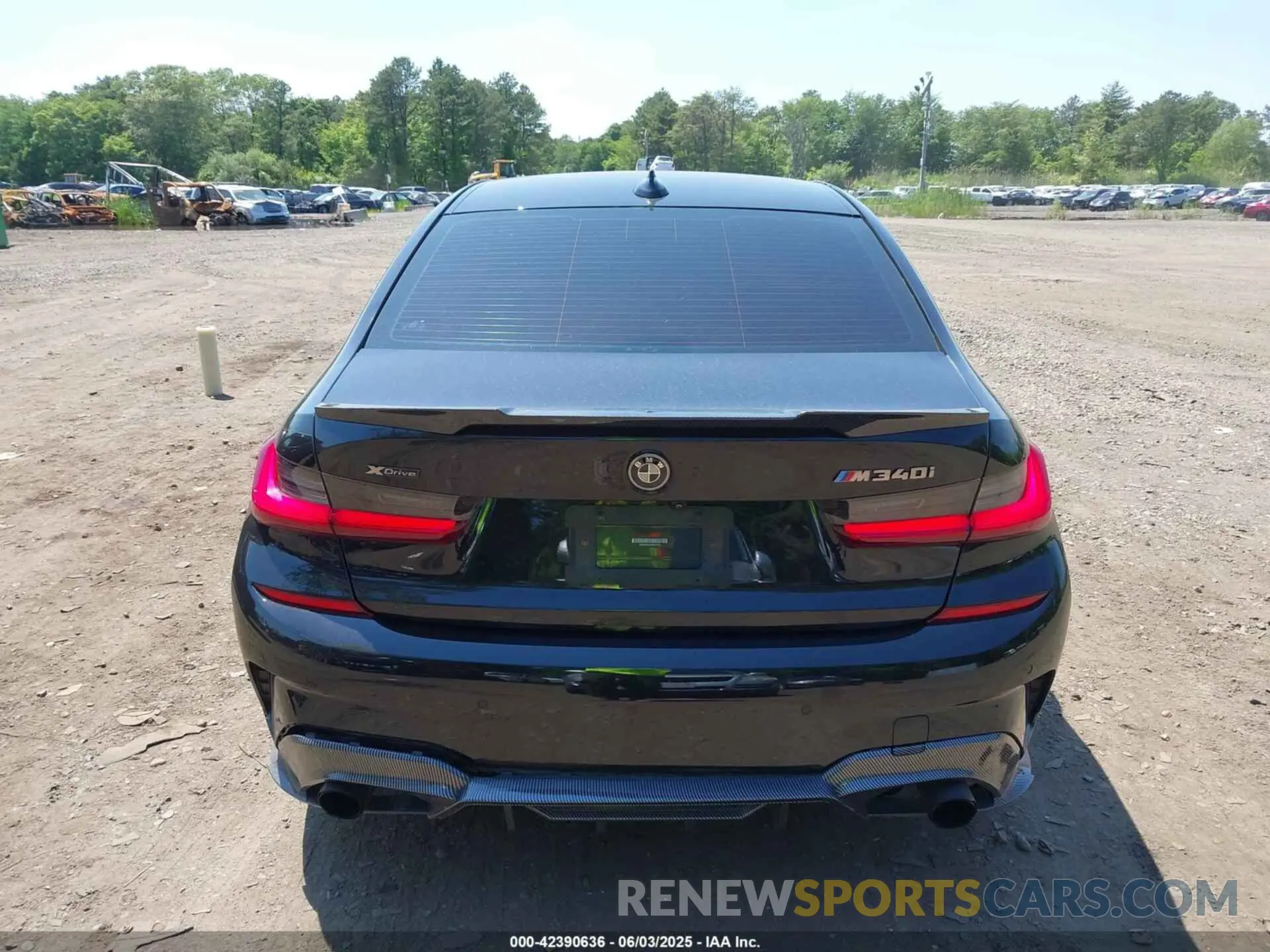 16 Photograph of a damaged car 3MW5U9J09M8B72761 BMW 3 SERIES 2021