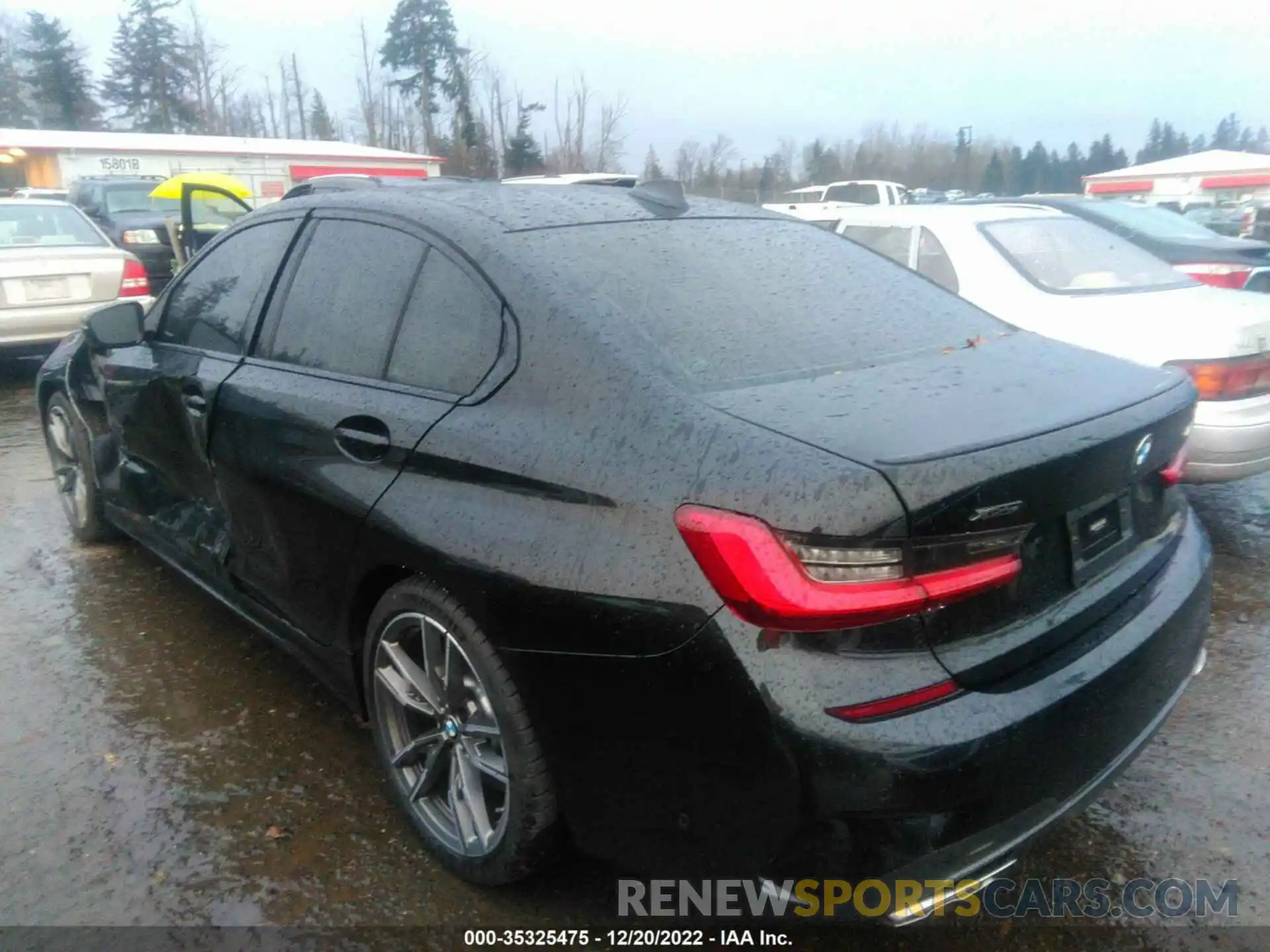 3 Photograph of a damaged car 3MW5U9J09M8C18895 BMW 3 SERIES 2021