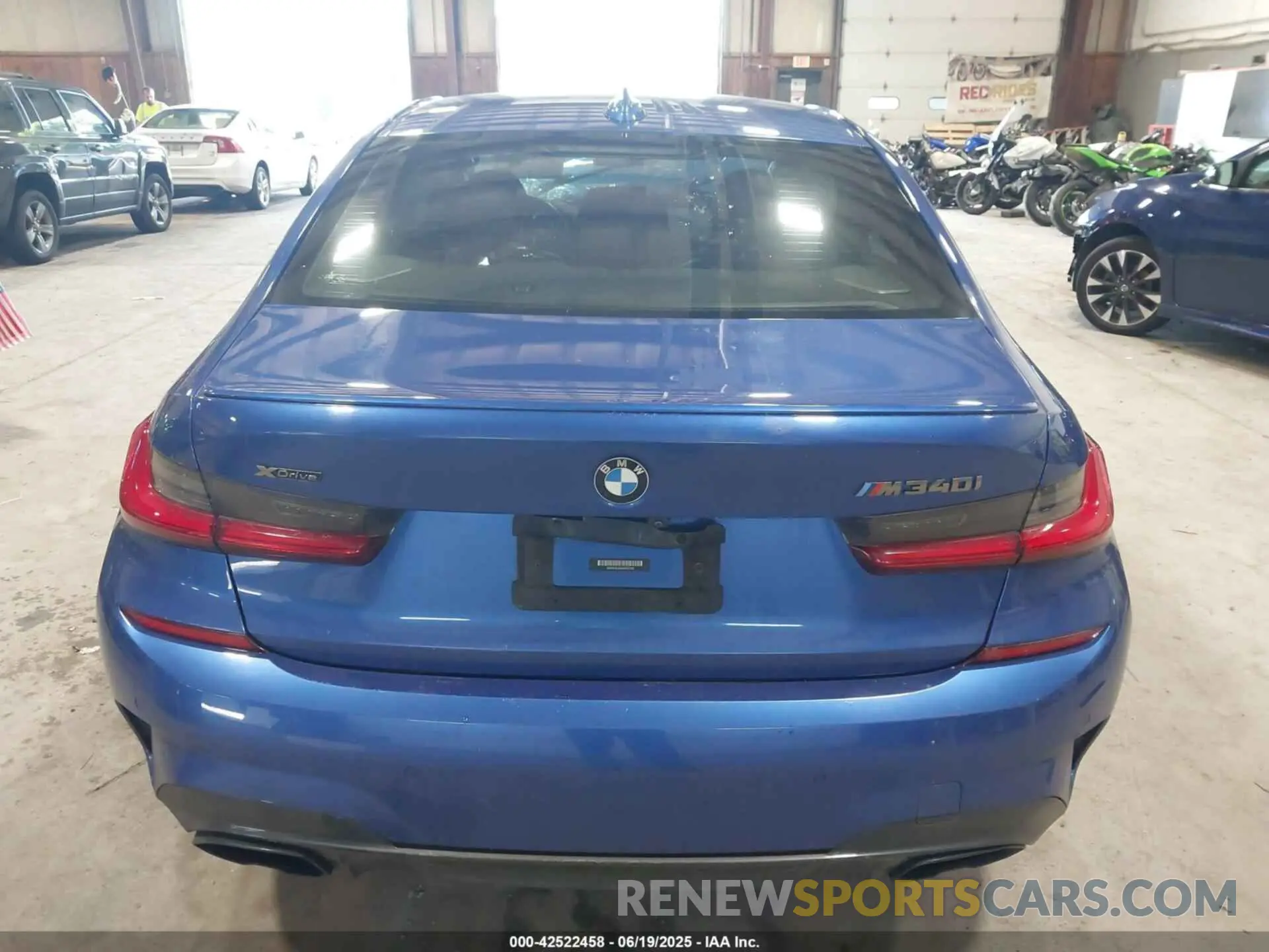 16 Photograph of a damaged car 3MW5U9J0XM8B67228 BMW 3 SERIES 2021