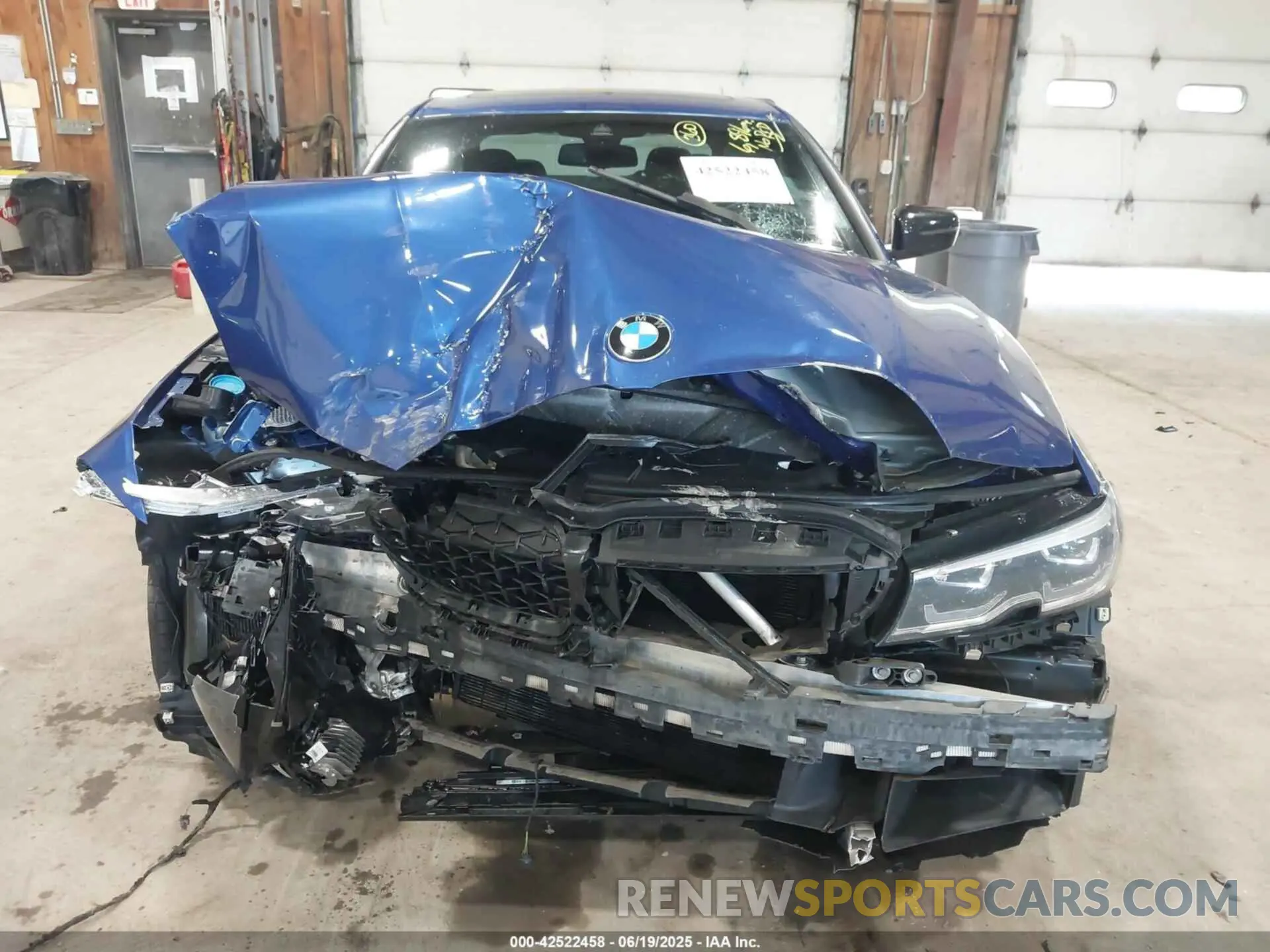 6 Photograph of a damaged car 3MW5U9J0XM8B67228 BMW 3 SERIES 2021