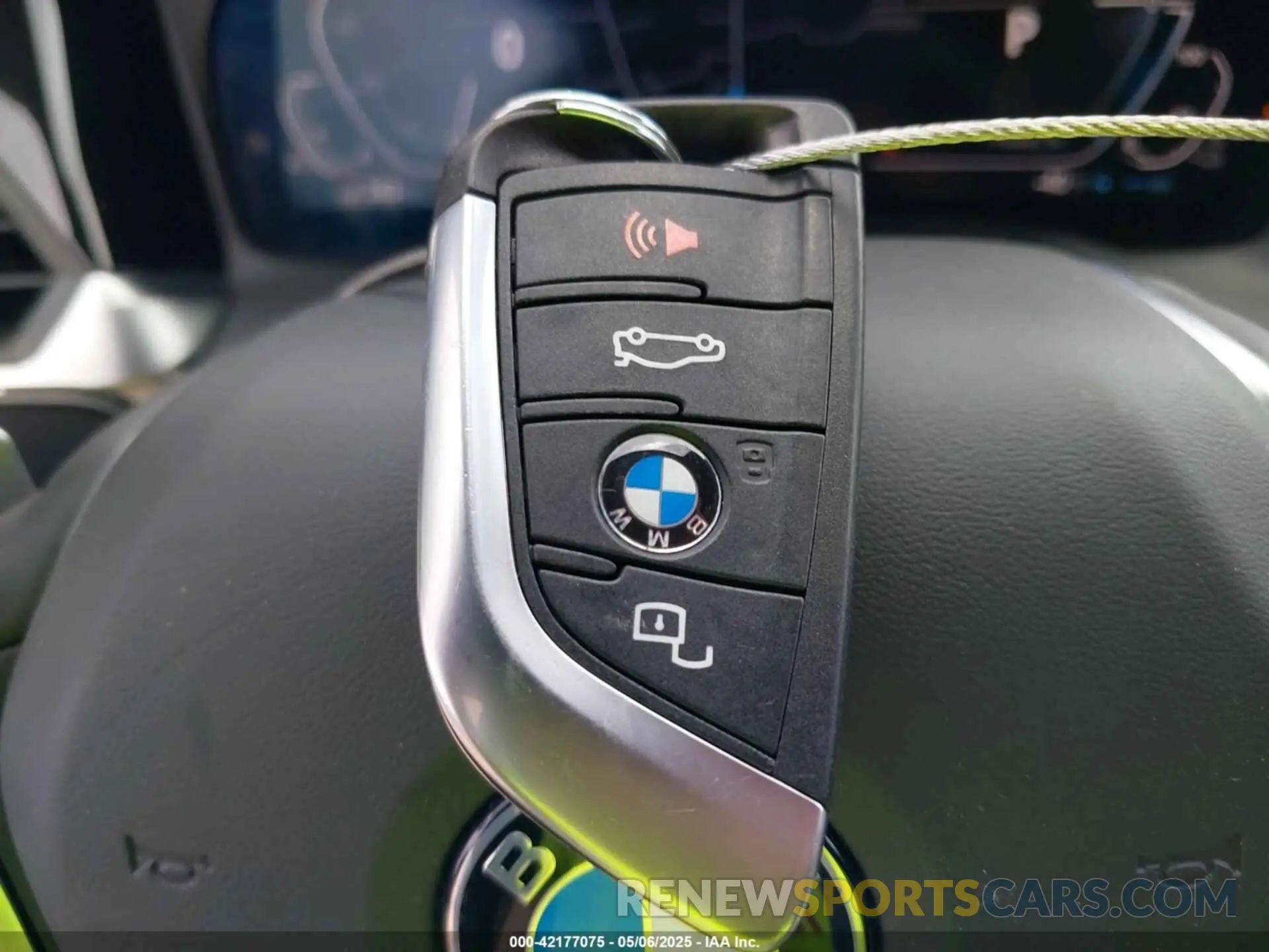 11 Photograph of a damaged car WBA5P7C02MFK71048 BMW 3 SERIES 2021