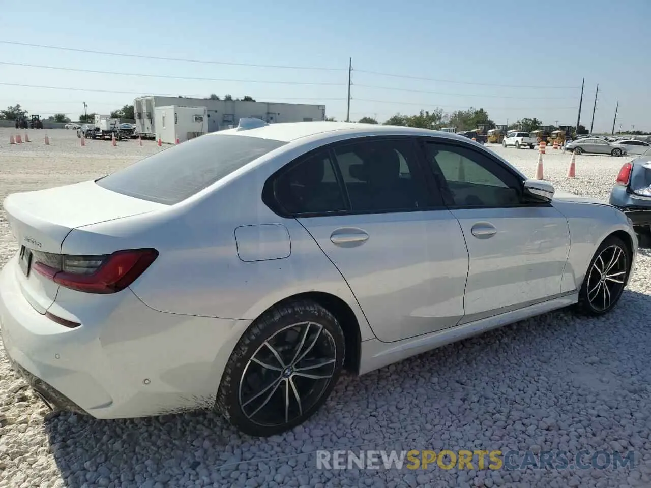 3 Photograph of a damaged car WBA5P7C08MFJ92340 BMW 3 SERIES 2021