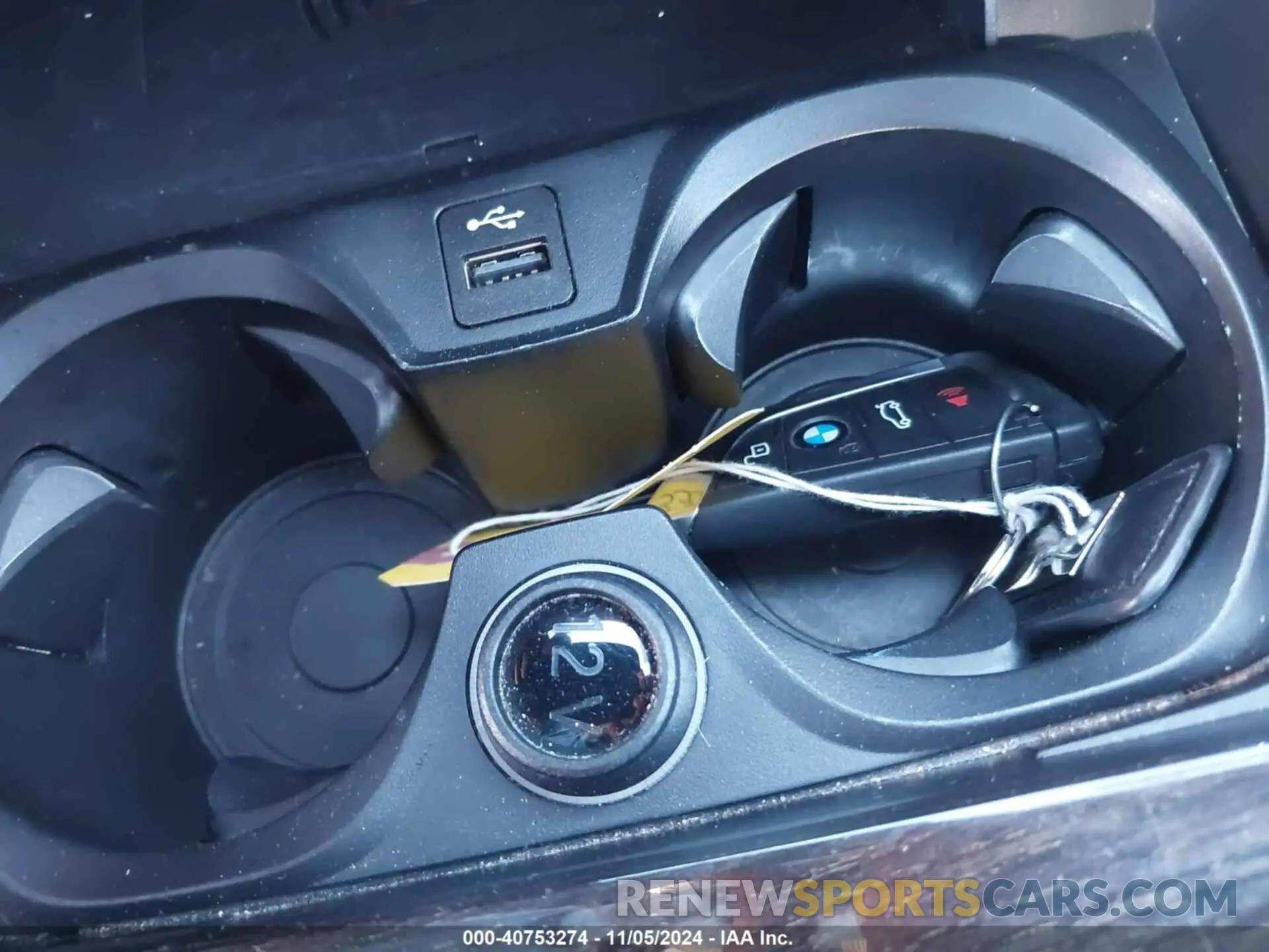 11 Photograph of a damaged car WBA5P9C02MFL25394 BMW 3 SERIES 2021