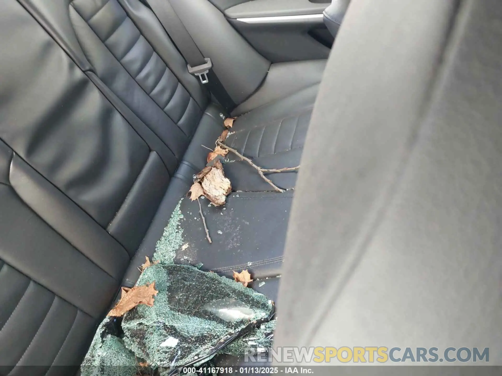 8 Photograph of a damaged car WBA5U9C02MFK18614 BMW 3 SERIES 2021