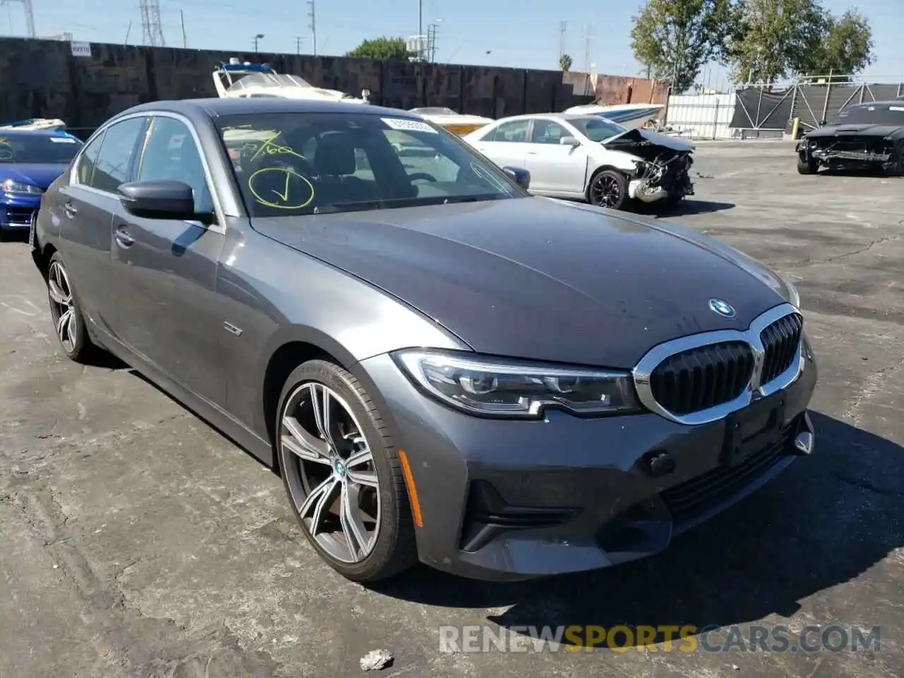 1 Photograph of a damaged car 3MW5P7J01N8C36580 BMW 3 SERIES 2022