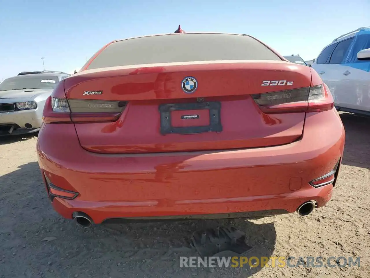 6 Photograph of a damaged car 3MW5P9J03N8C54249 BMW 3 SERIES 2022