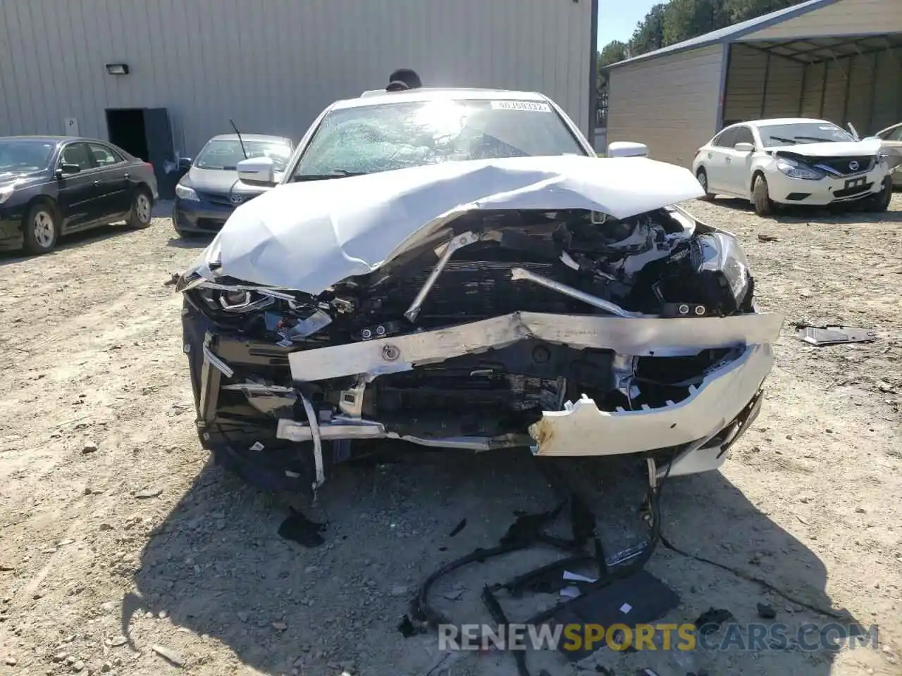 9 Photograph of a damaged car 3MW5P9J04N8C23575 BMW 3 SERIES 2022