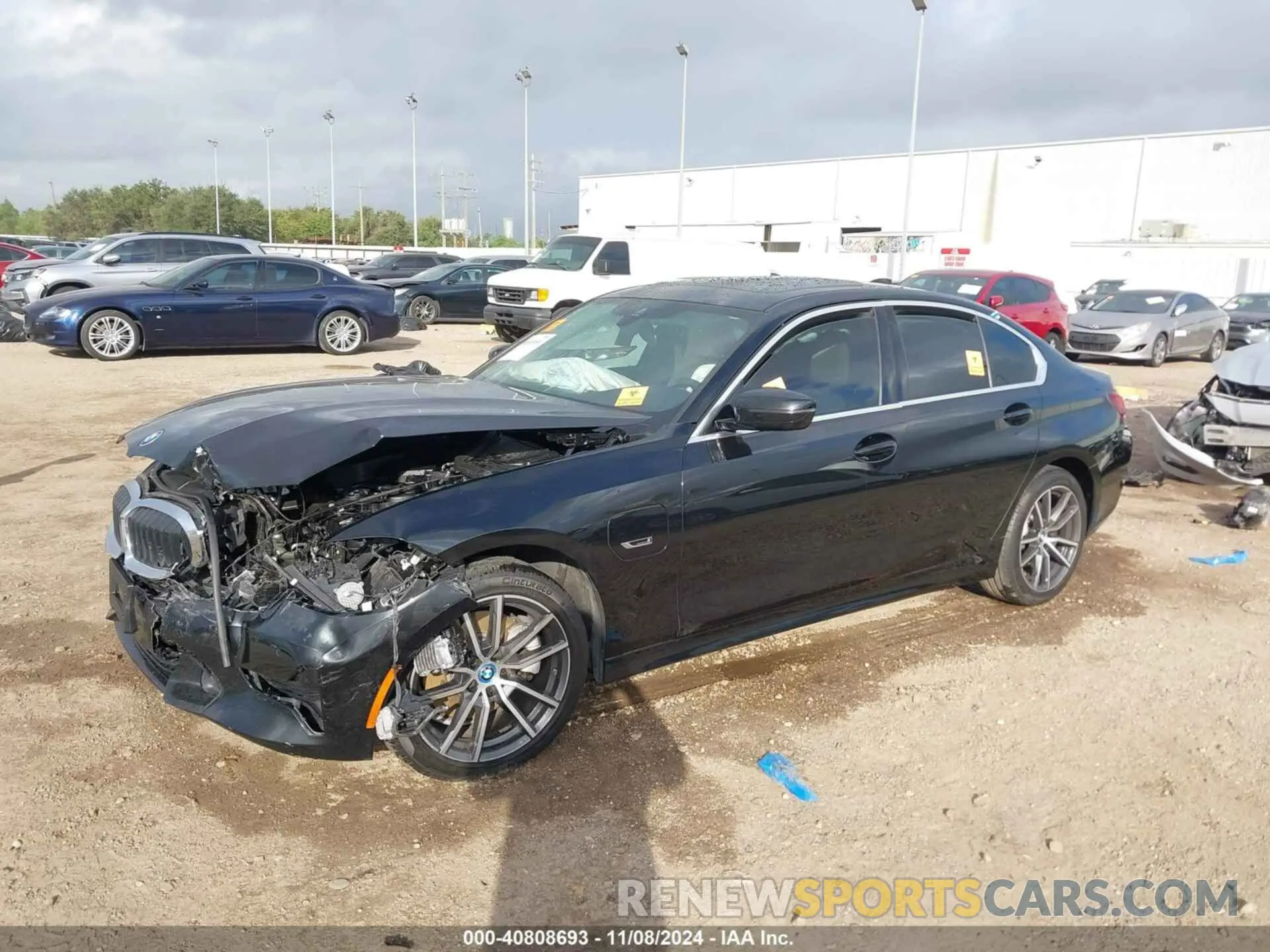 2 Photograph of a damaged car 3MW5P9J07N8C65920 BMW 3 SERIES 2022