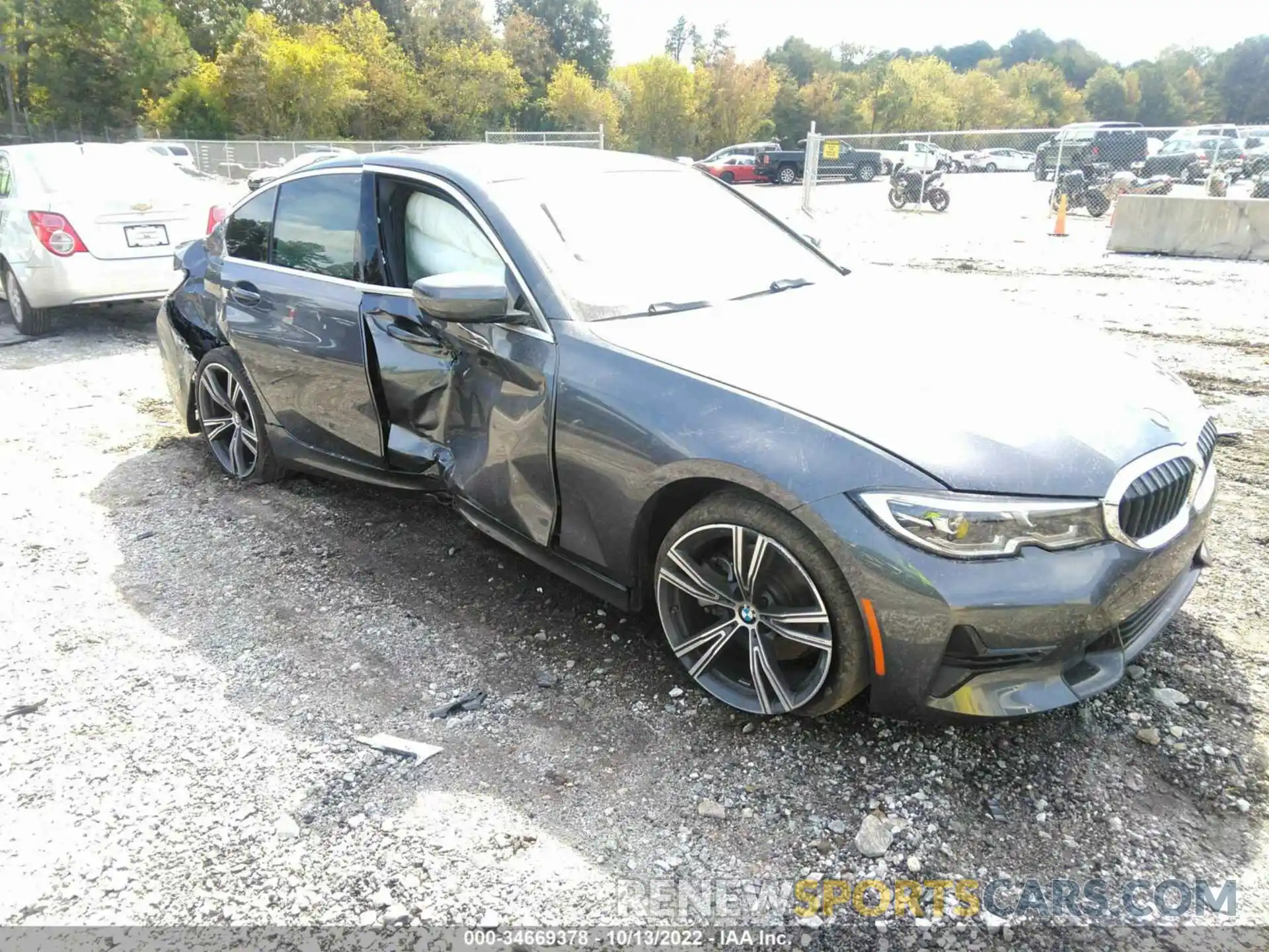 1 Photograph of a damaged car 3MW5R1J00N8C28008 BMW 3 SERIES 2022