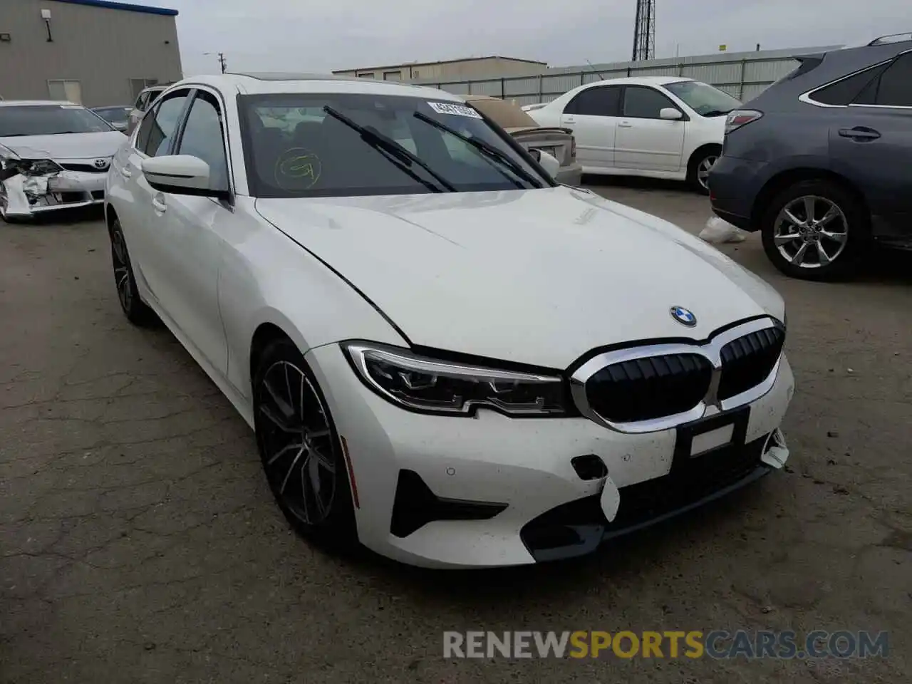 1 Photograph of a damaged car 3MW5R1J00N8C42135 BMW 3 SERIES 2022