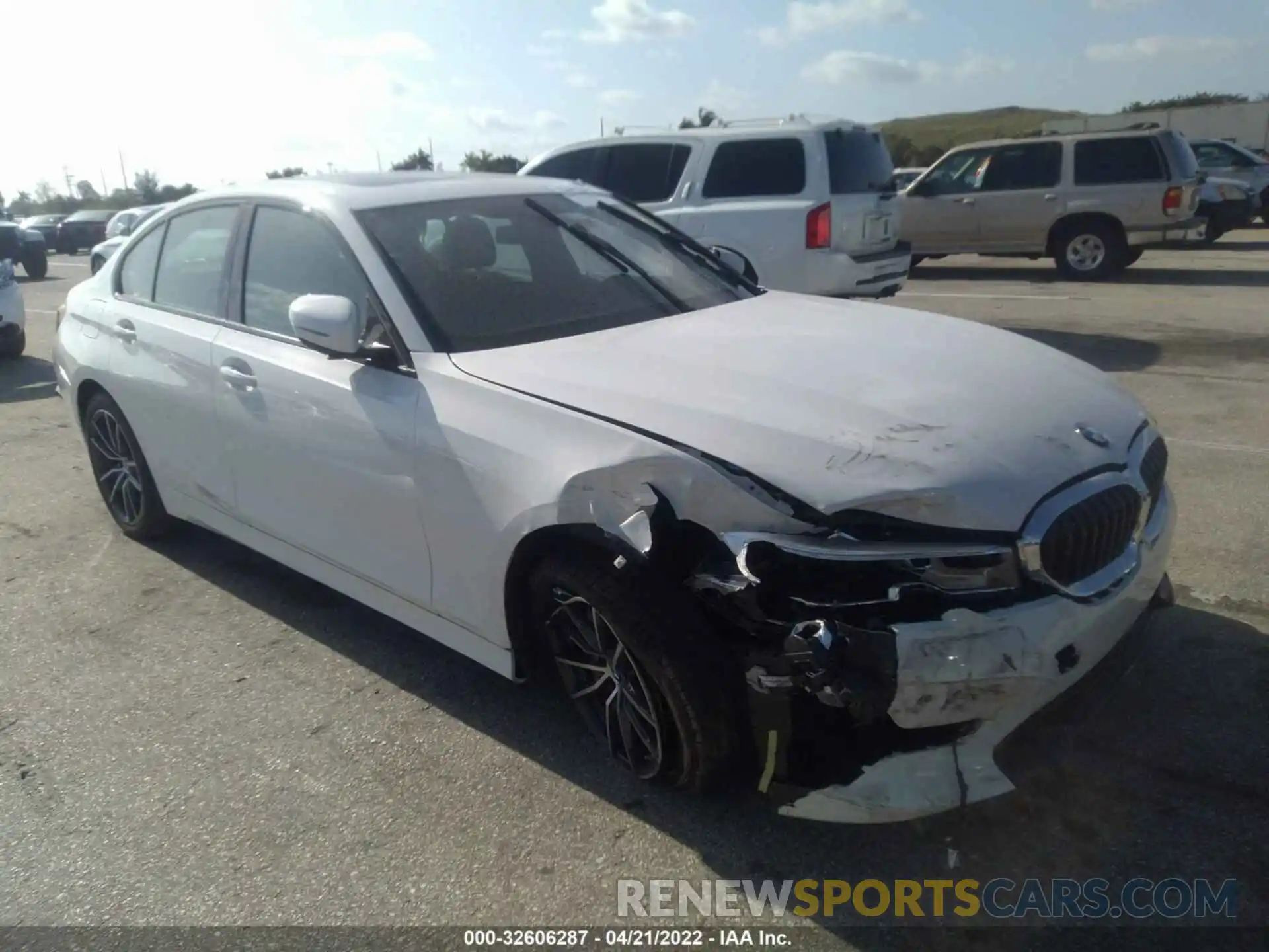 6 Photograph of a damaged car 3MW5R1J01N8C33914 BMW 3 SERIES 2022