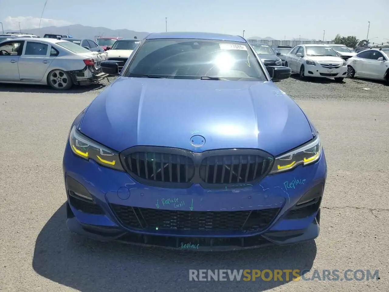 5 Photograph of a damaged car 3MW5R1J03N8C46082 BMW 3 SERIES 2022