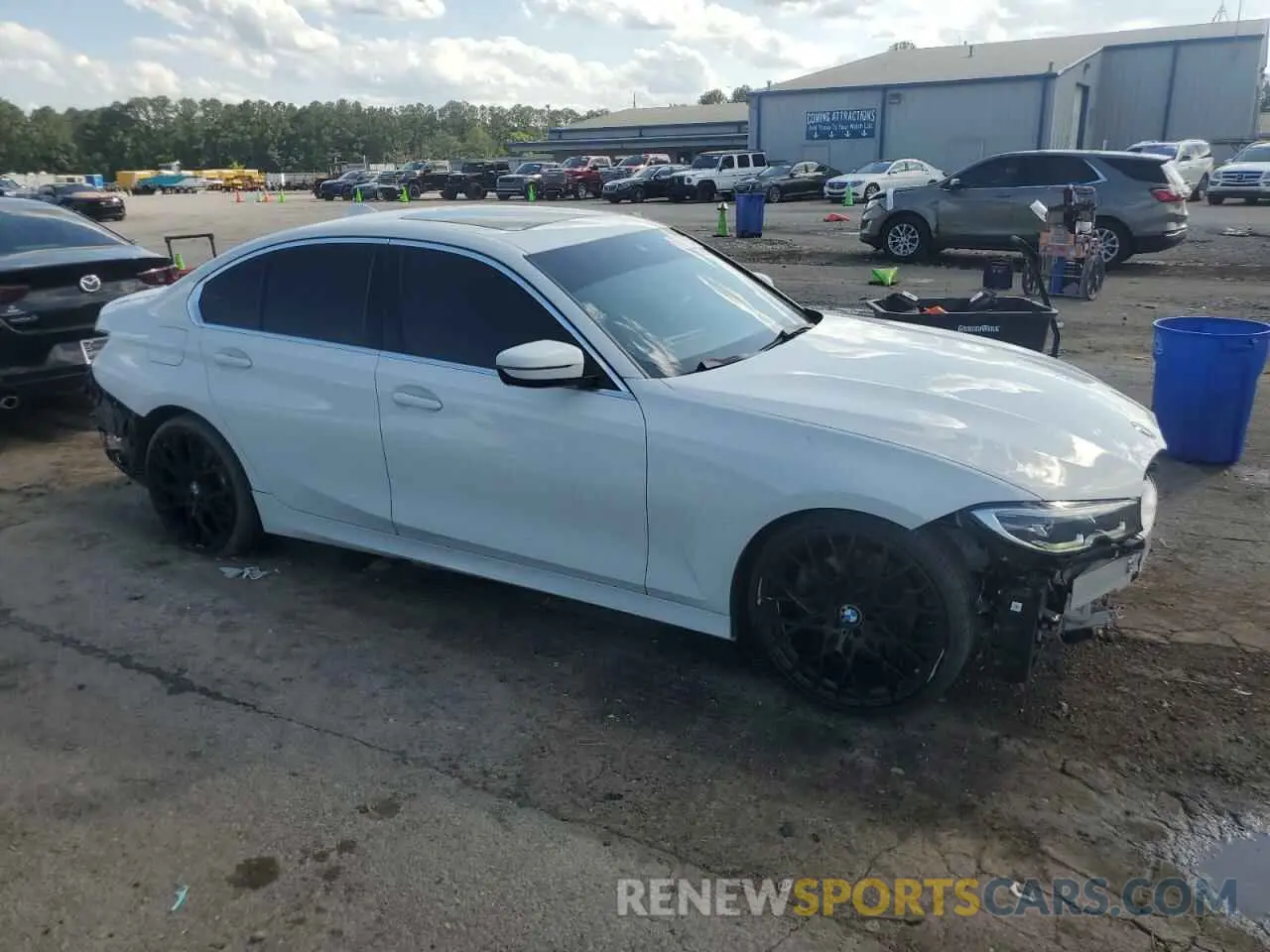 4 Photograph of a damaged car 3MW5R1J03N8C69555 BMW 3 SERIES 2022