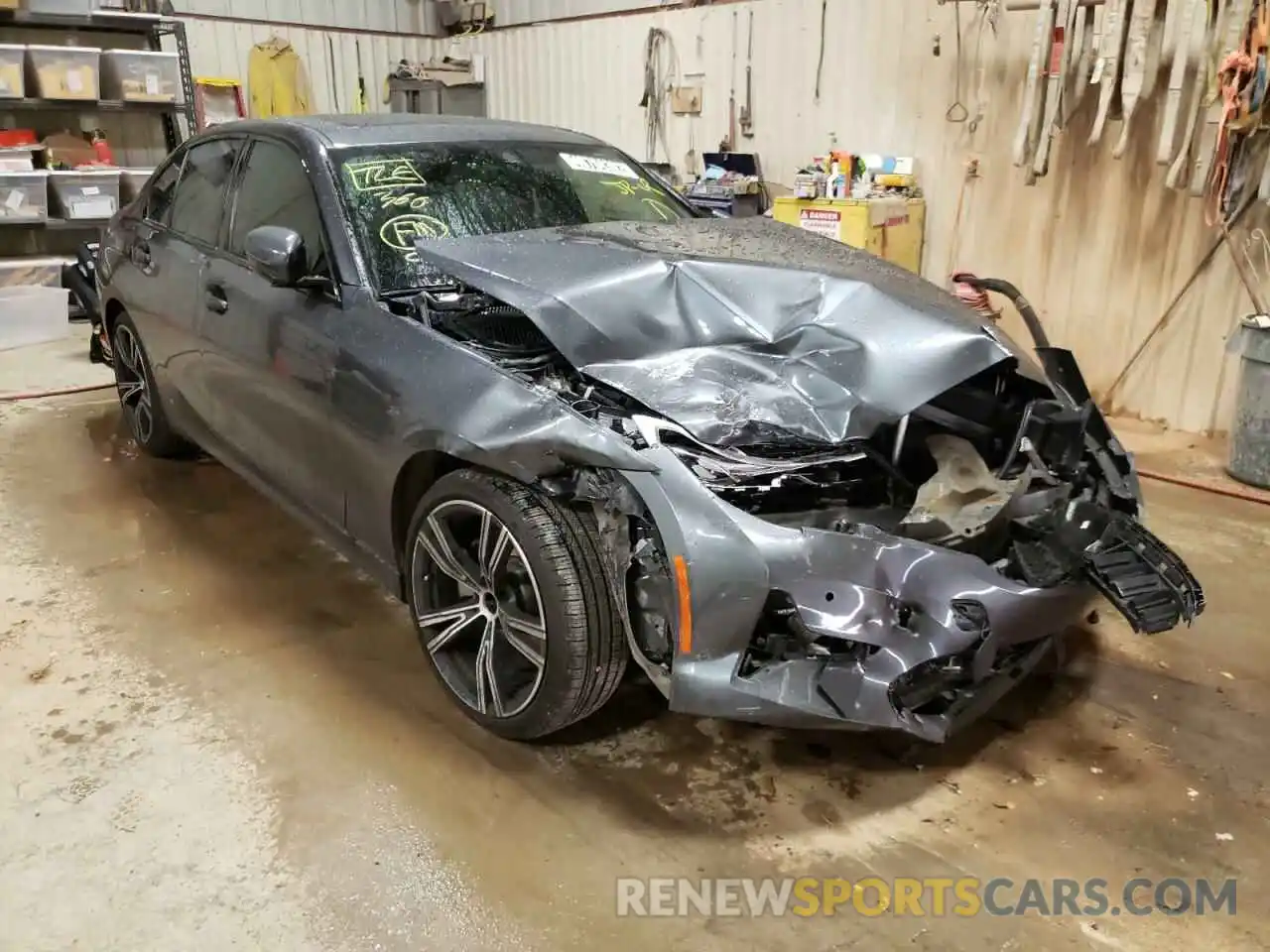 1 Photograph of a damaged car 3MW5R1J04N8C28741 BMW 3 SERIES 2022