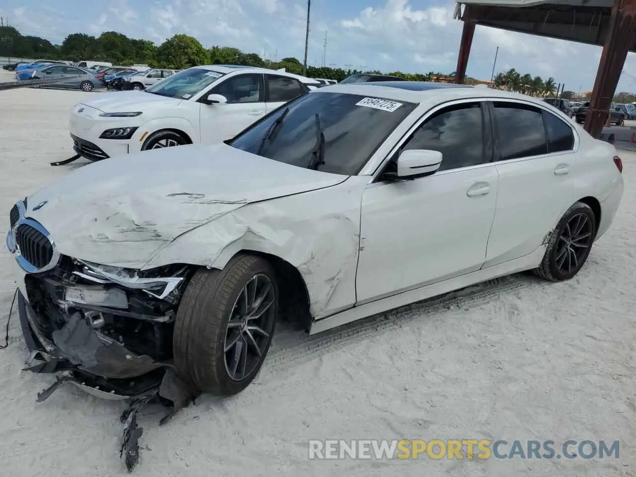 1 Photograph of a damaged car 3MW5R1J04N8C45622 BMW 3 SERIES 2022