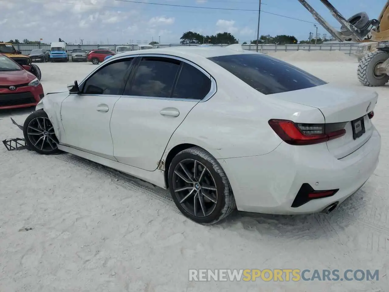 2 Photograph of a damaged car 3MW5R1J04N8C45622 BMW 3 SERIES 2022