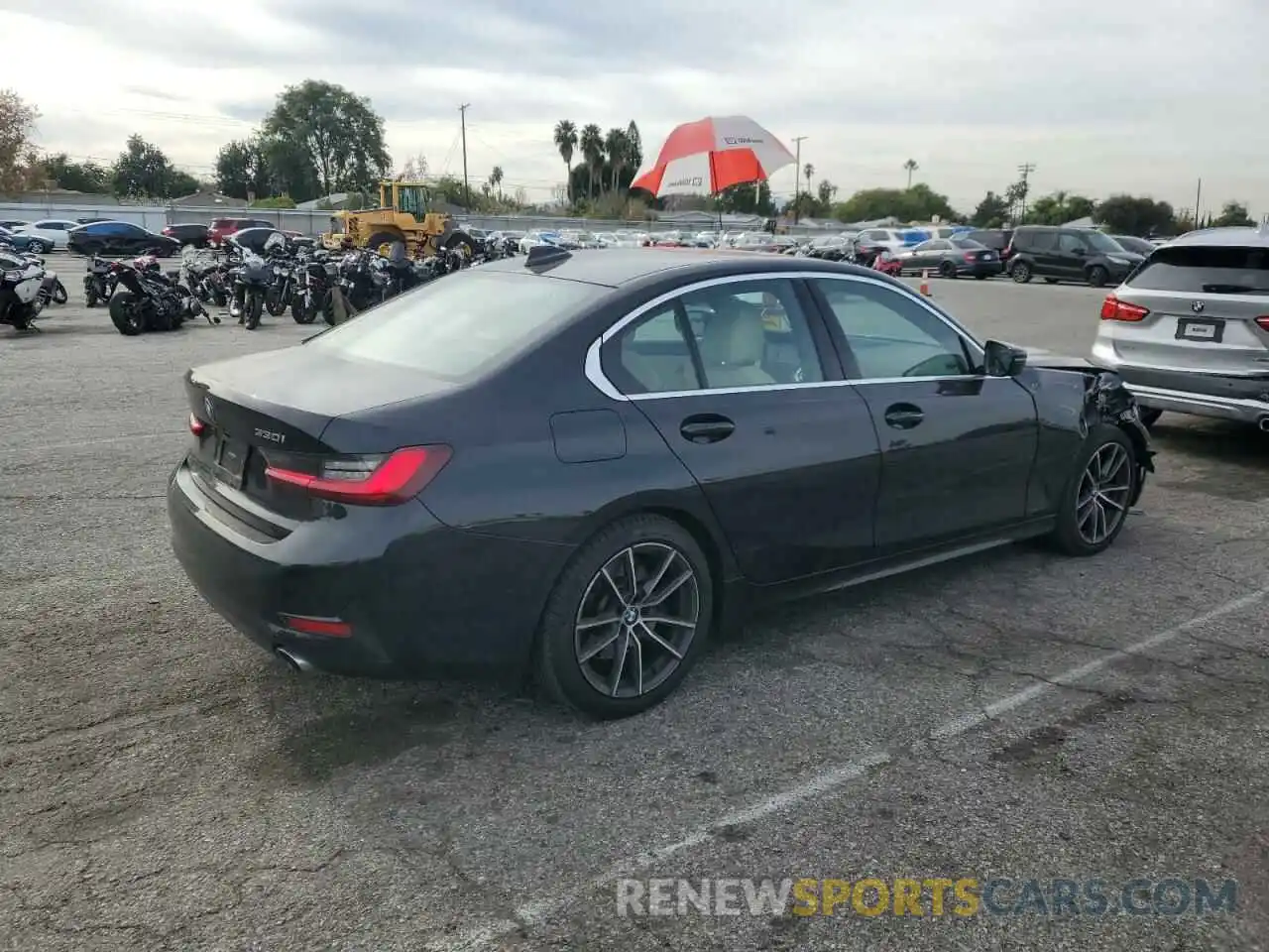 3 Photograph of a damaged car 3MW5R1J04N8C64154 BMW 3 SERIES 2022