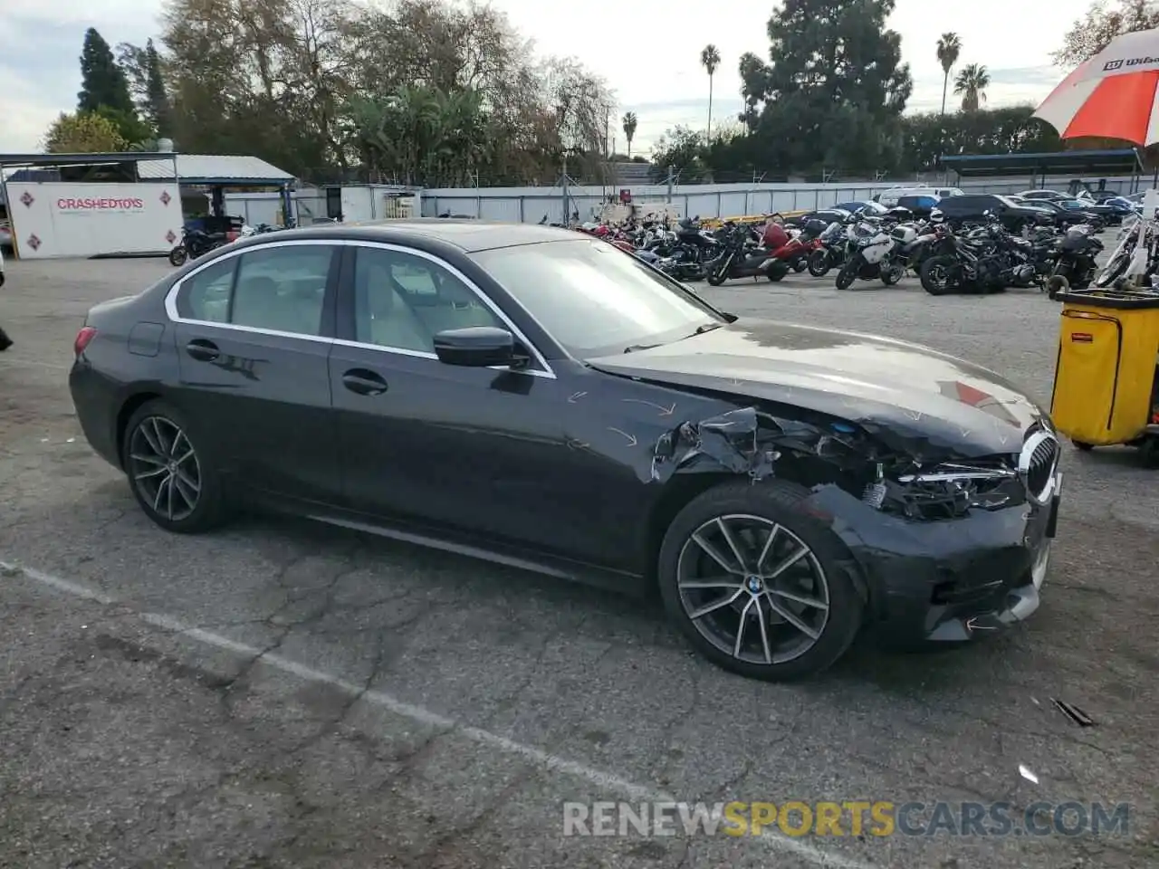 4 Photograph of a damaged car 3MW5R1J04N8C64154 BMW 3 SERIES 2022