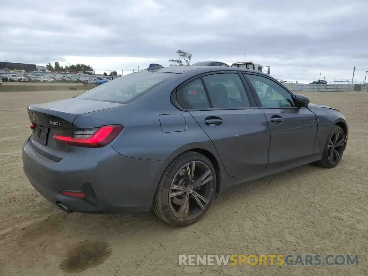 3 Photograph of a damaged car 3MW5R1J05N8C48755 BMW 3 SERIES 2022