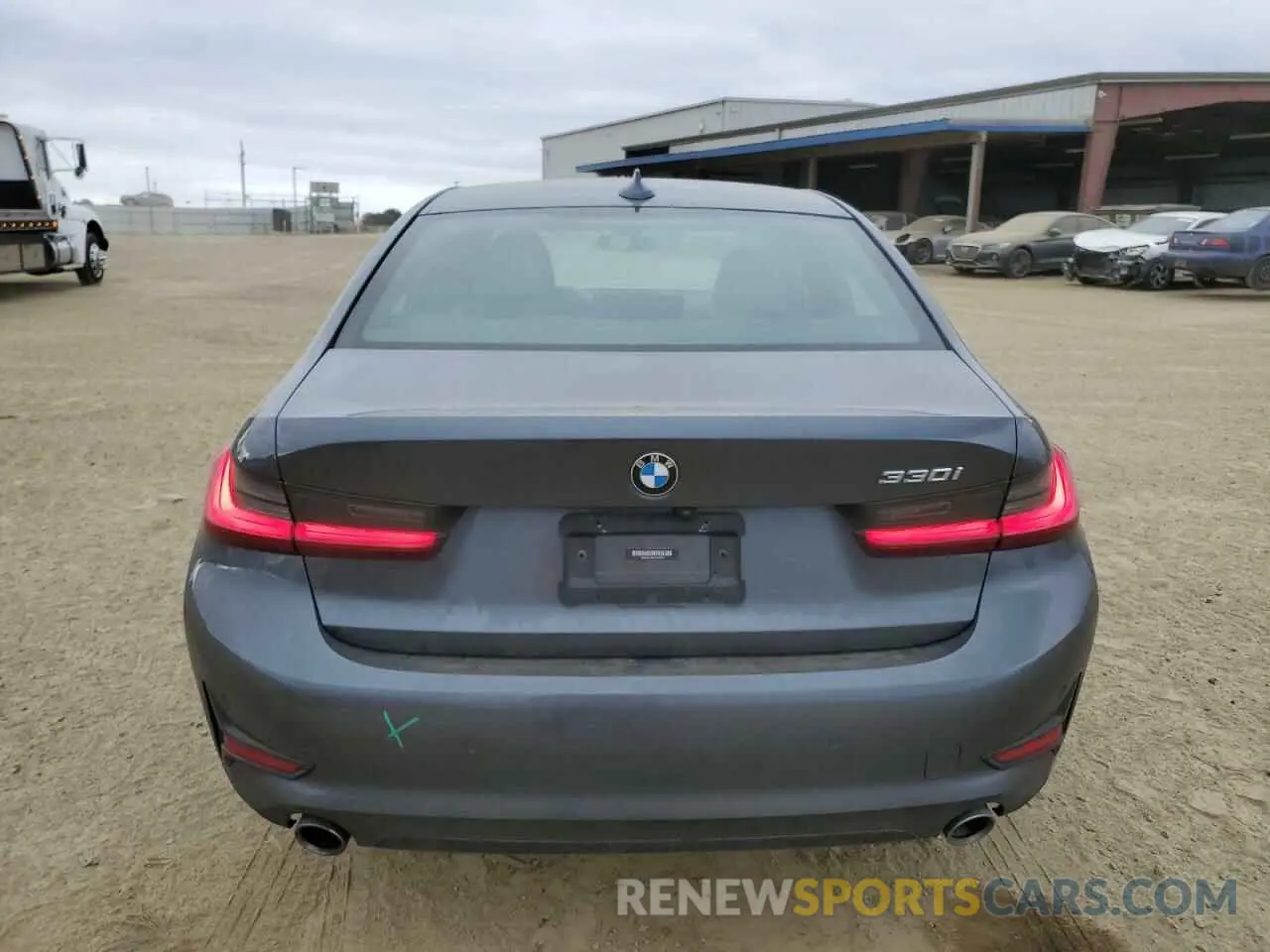 6 Photograph of a damaged car 3MW5R1J05N8C48755 BMW 3 SERIES 2022