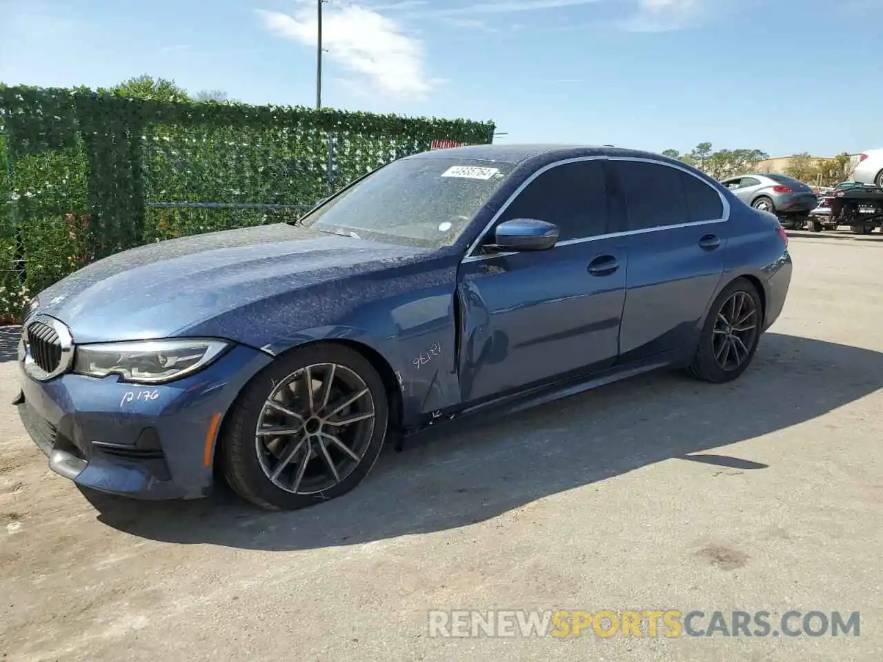 1 Photograph of a damaged car 3MW5R1J05N8C55852 BMW 3 SERIES 2022