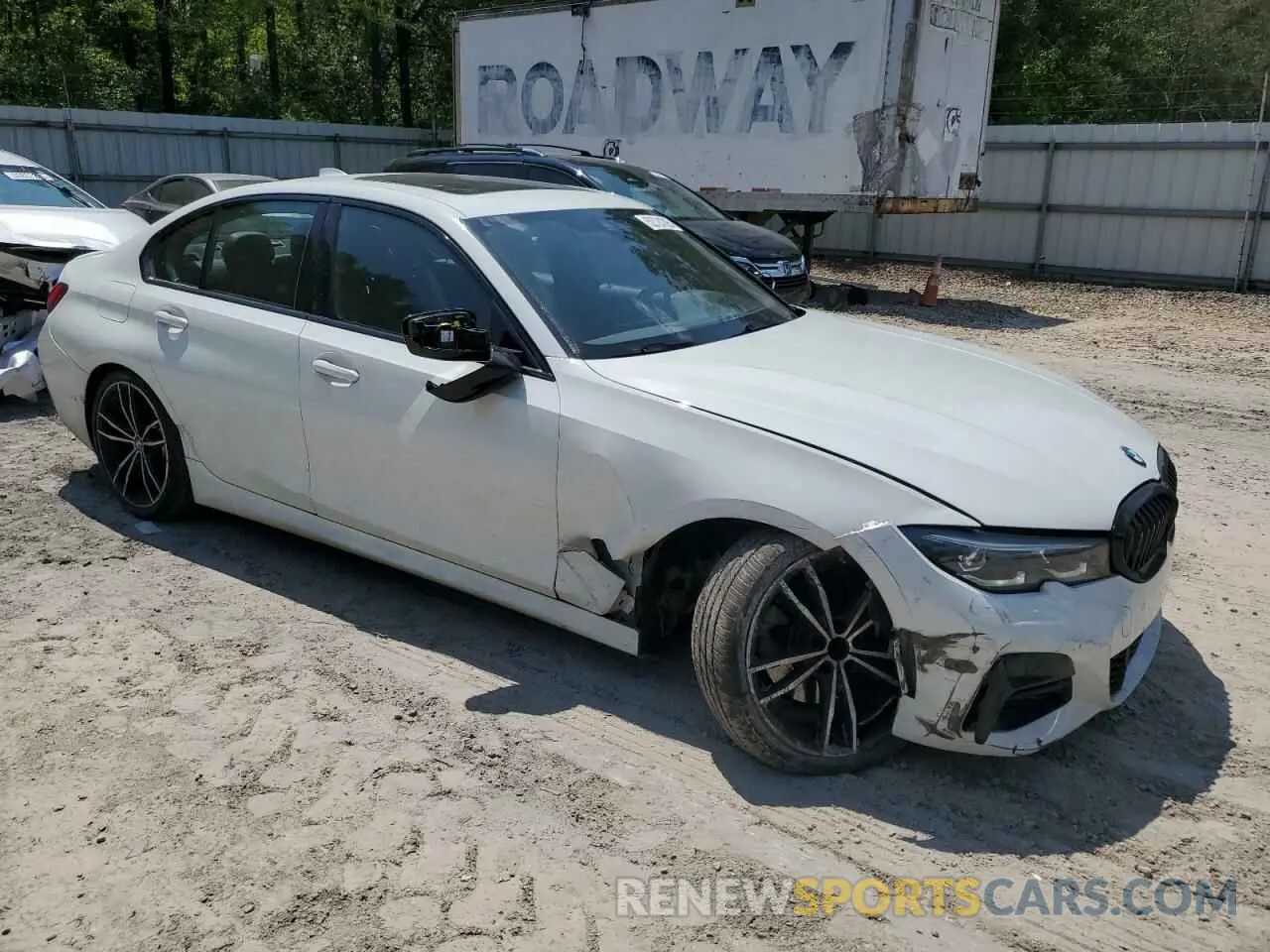 4 Photograph of a damaged car 3MW5R1J06N8C31334 BMW 3 SERIES 2022