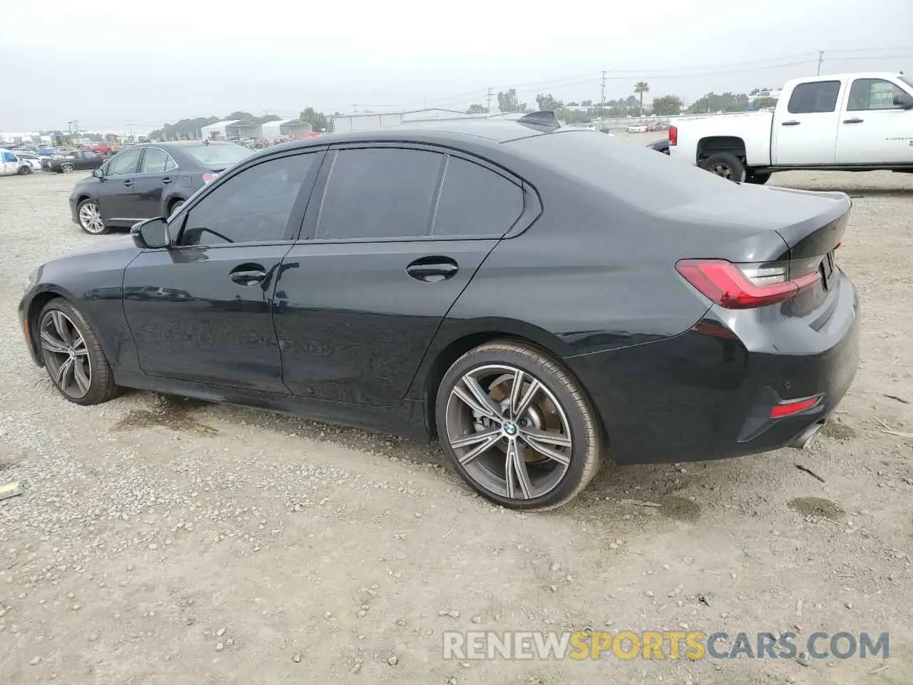 2 Photograph of a damaged car 3MW5R1J06N8C45380 BMW 3 SERIES 2022