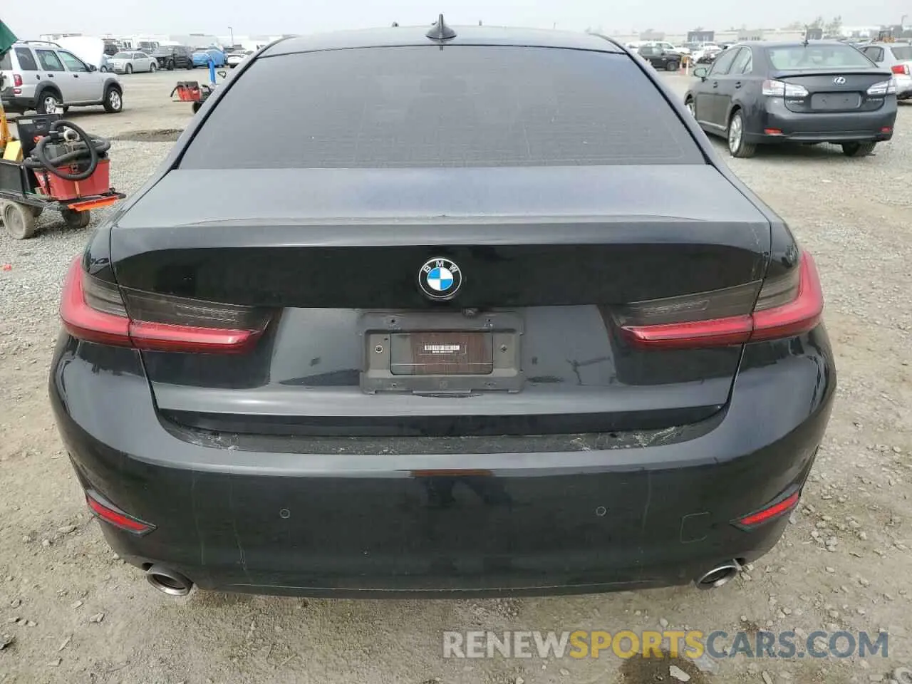 6 Photograph of a damaged car 3MW5R1J06N8C45380 BMW 3 SERIES 2022