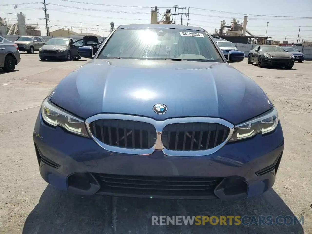 5 Photograph of a damaged car 3MW5R1J06N8C64186 BMW 3 SERIES 2022