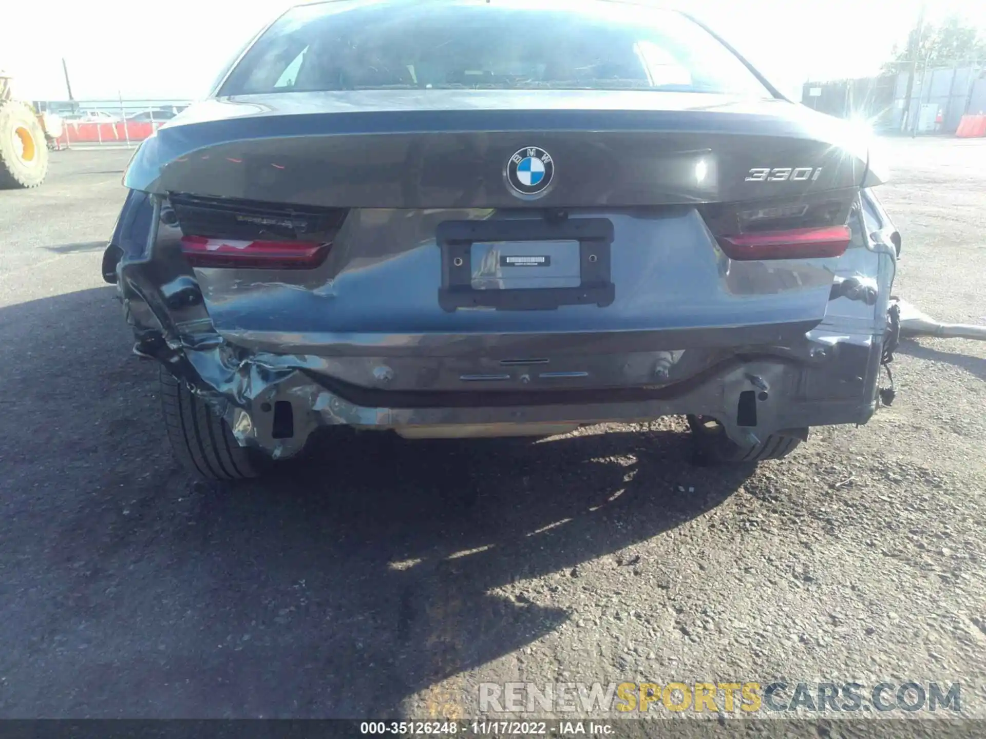 6 Photograph of a damaged car 3MW5R1J07N8C50958 BMW 3 SERIES 2022