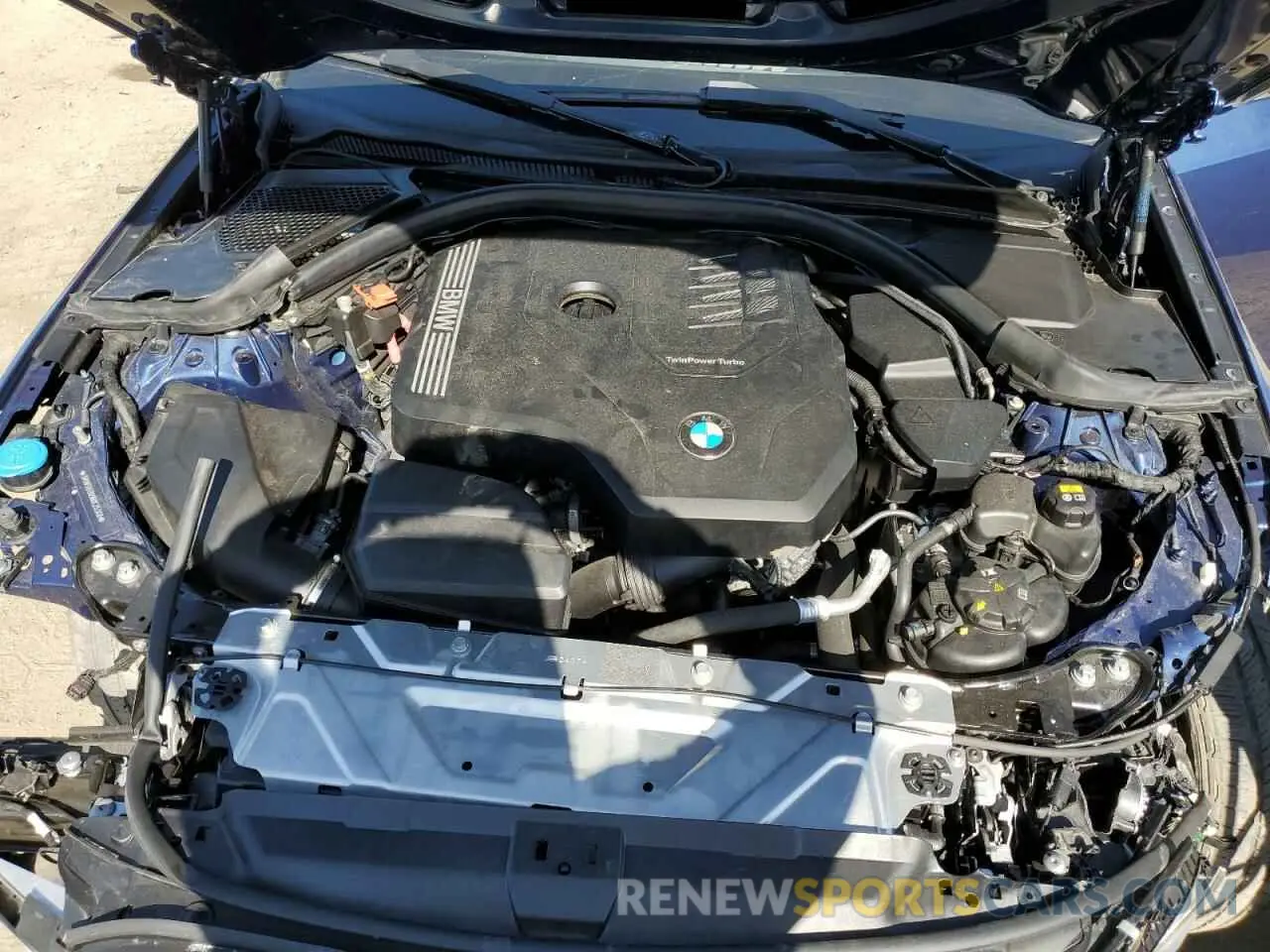 13 Photograph of a damaged car 3MW5R1J09N8C25348 BMW 3 SERIES 2022