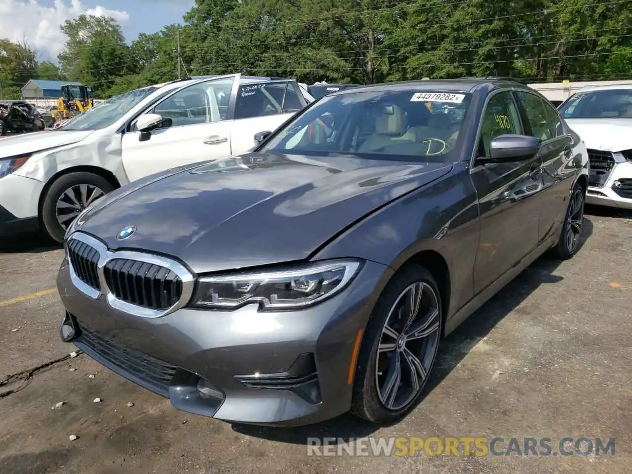 2 Photograph of a damaged car 3MW5R1J09N8C25527 BMW 3 SERIES 2022