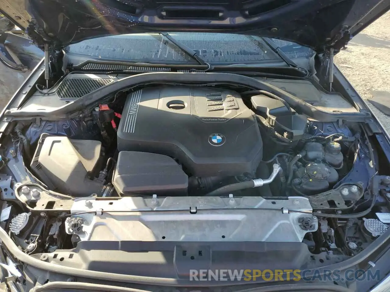 11 Photograph of a damaged car 3MW5R1J09N8C30355 BMW 3 SERIES 2022