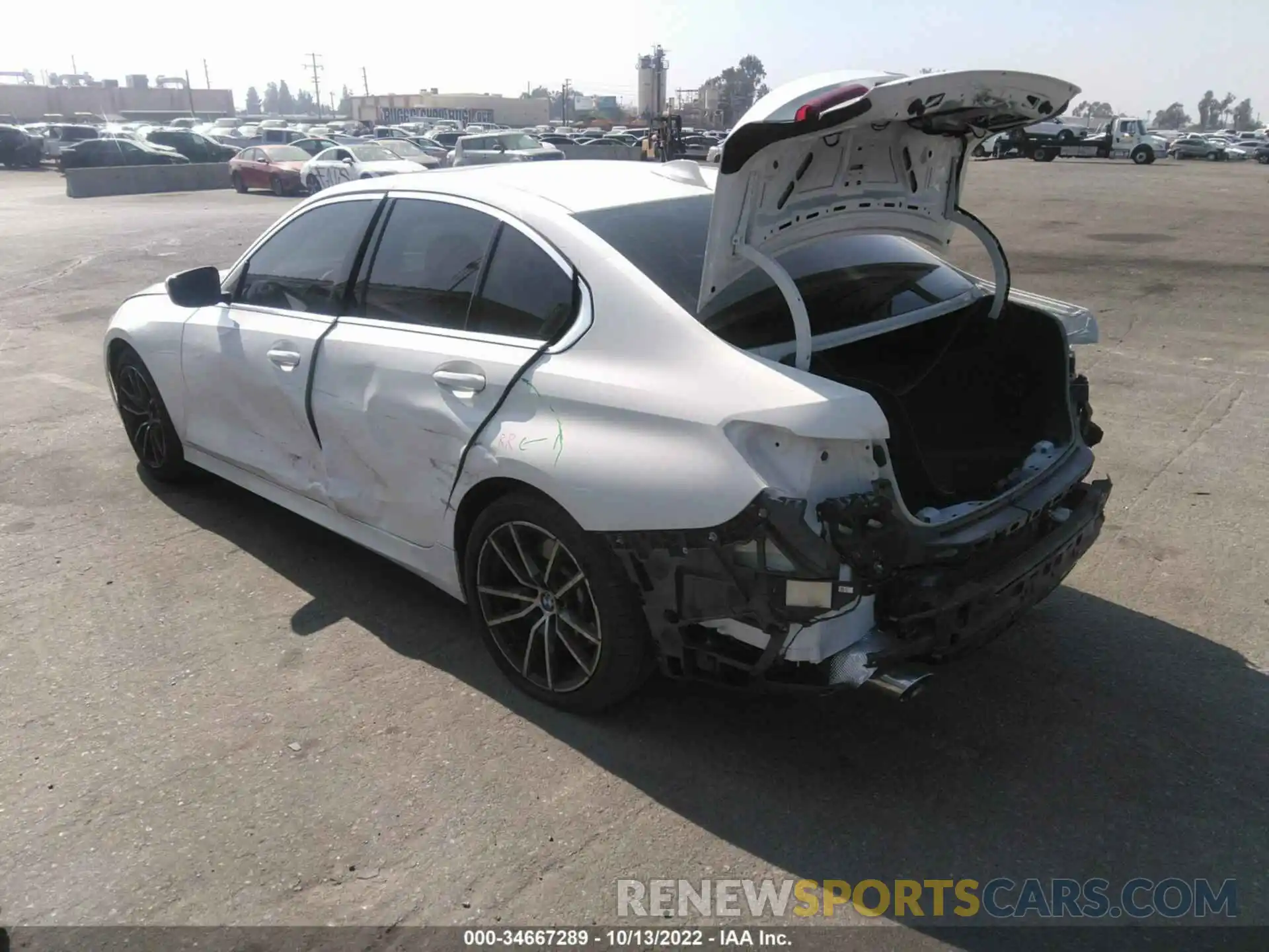 6 Photograph of a damaged car 3MW5R1J09N8C44028 BMW 3 SERIES 2022